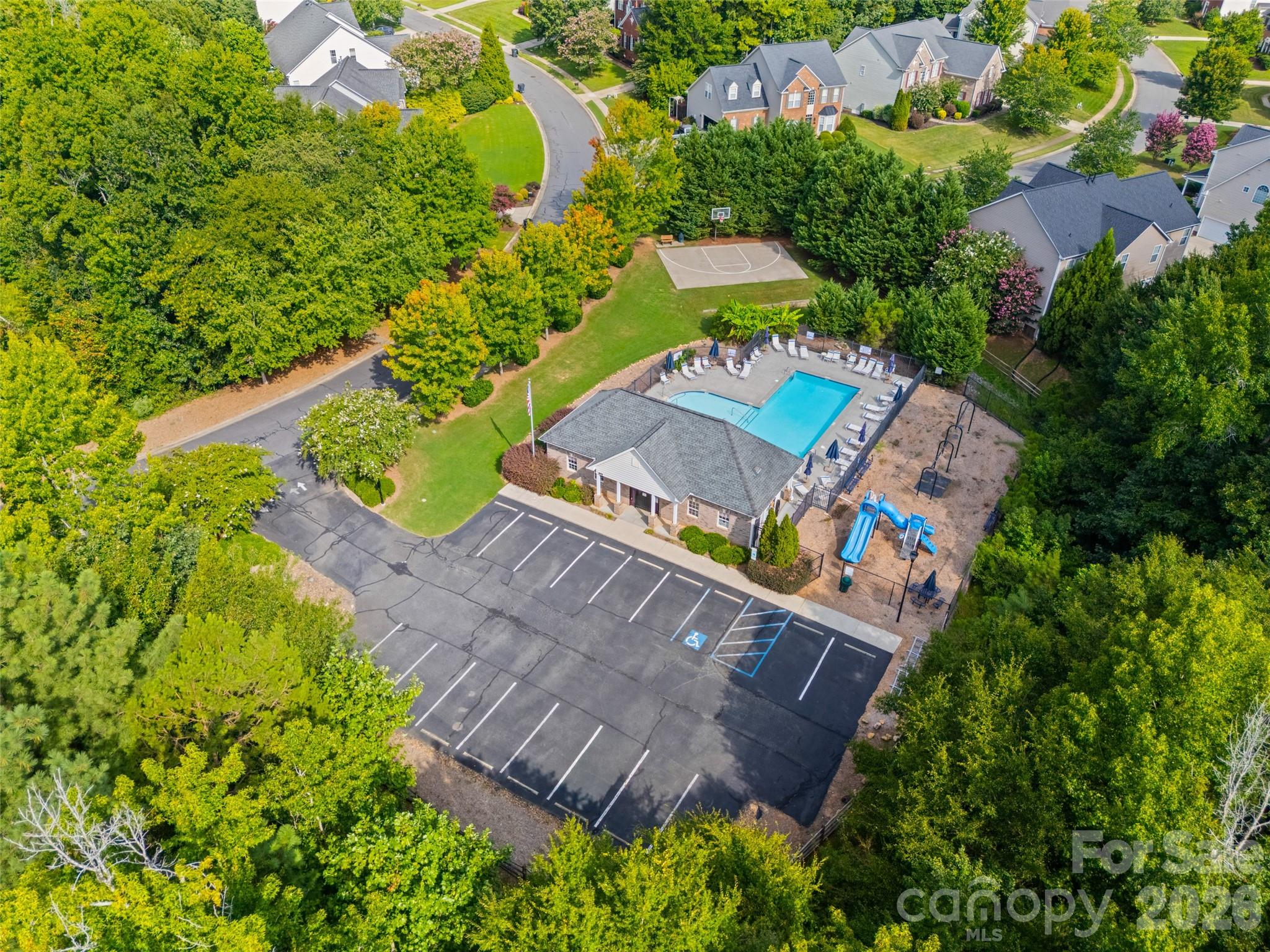 622 Panthers Way — Fort Mill