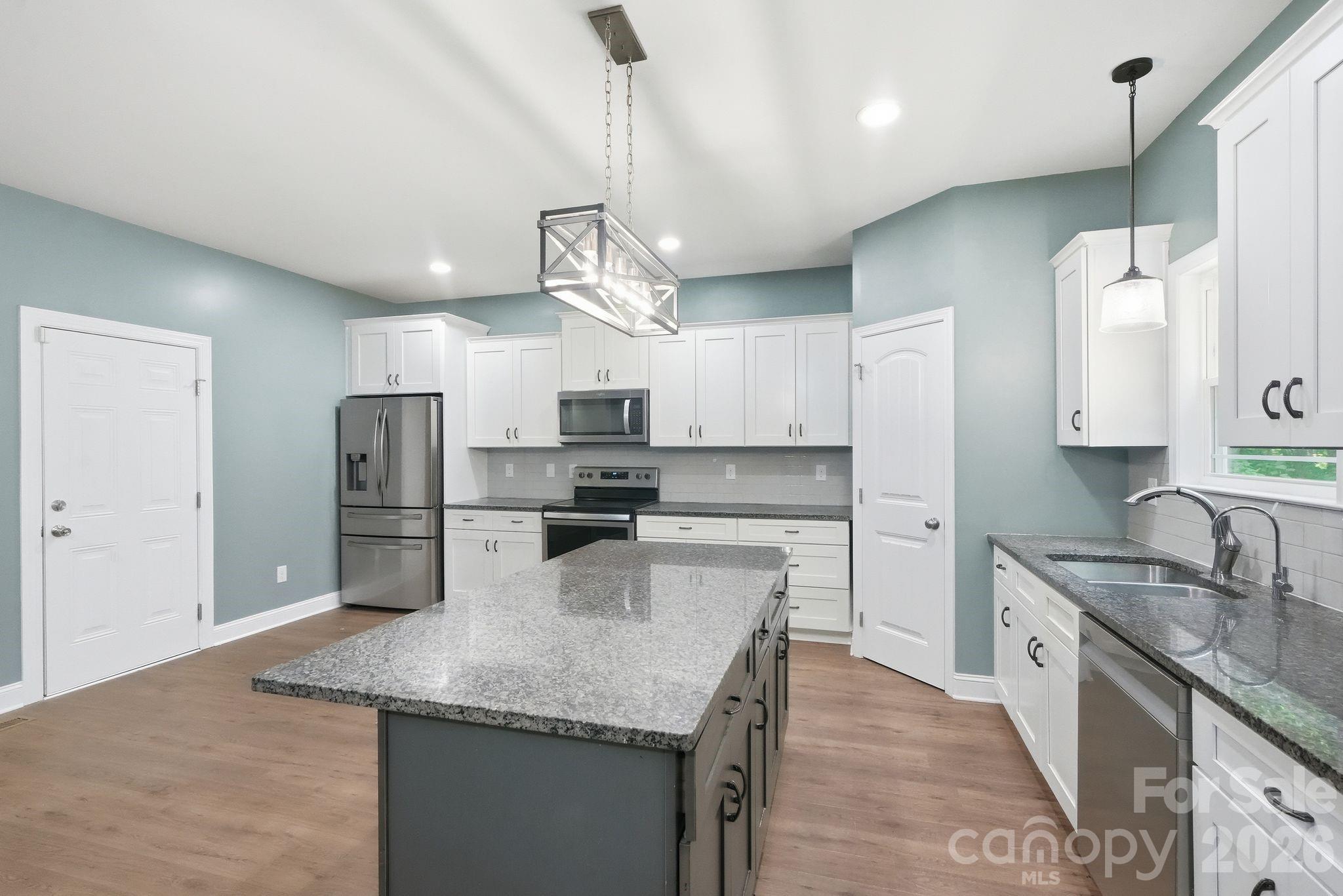 3675 W Bay Drive — Sherrills Ford