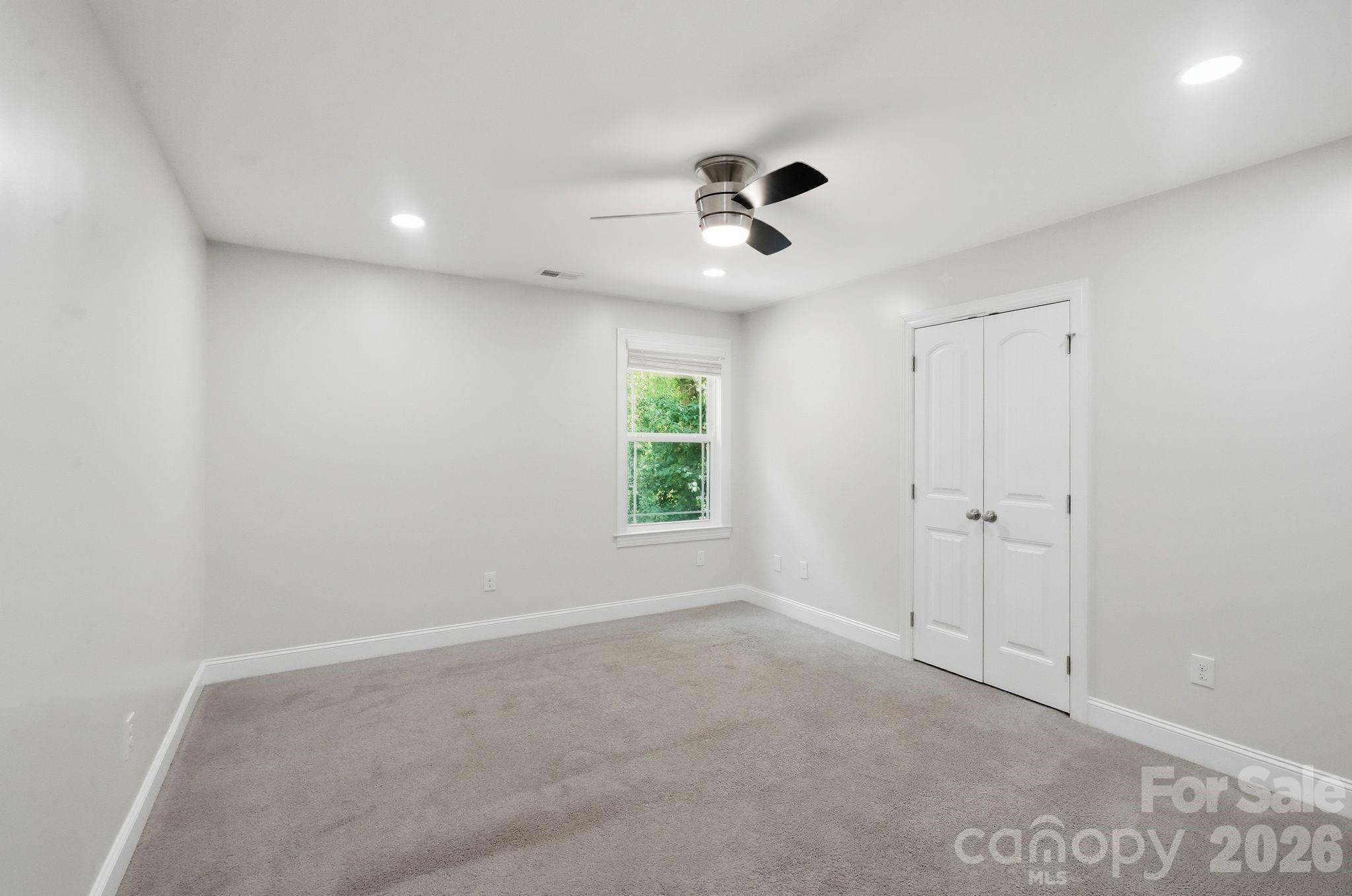3675 W Bay Drive — Sherrills Ford