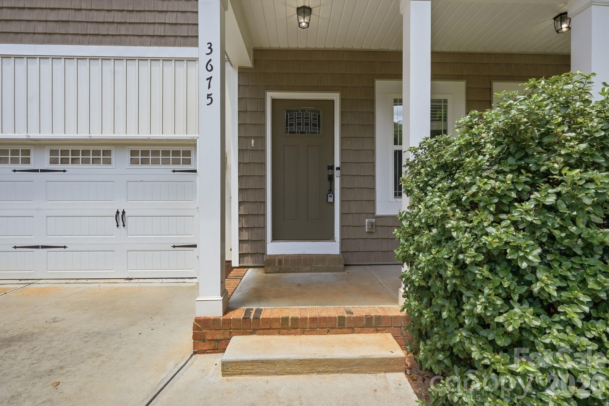 3675 W Bay Drive — Sherrills Ford