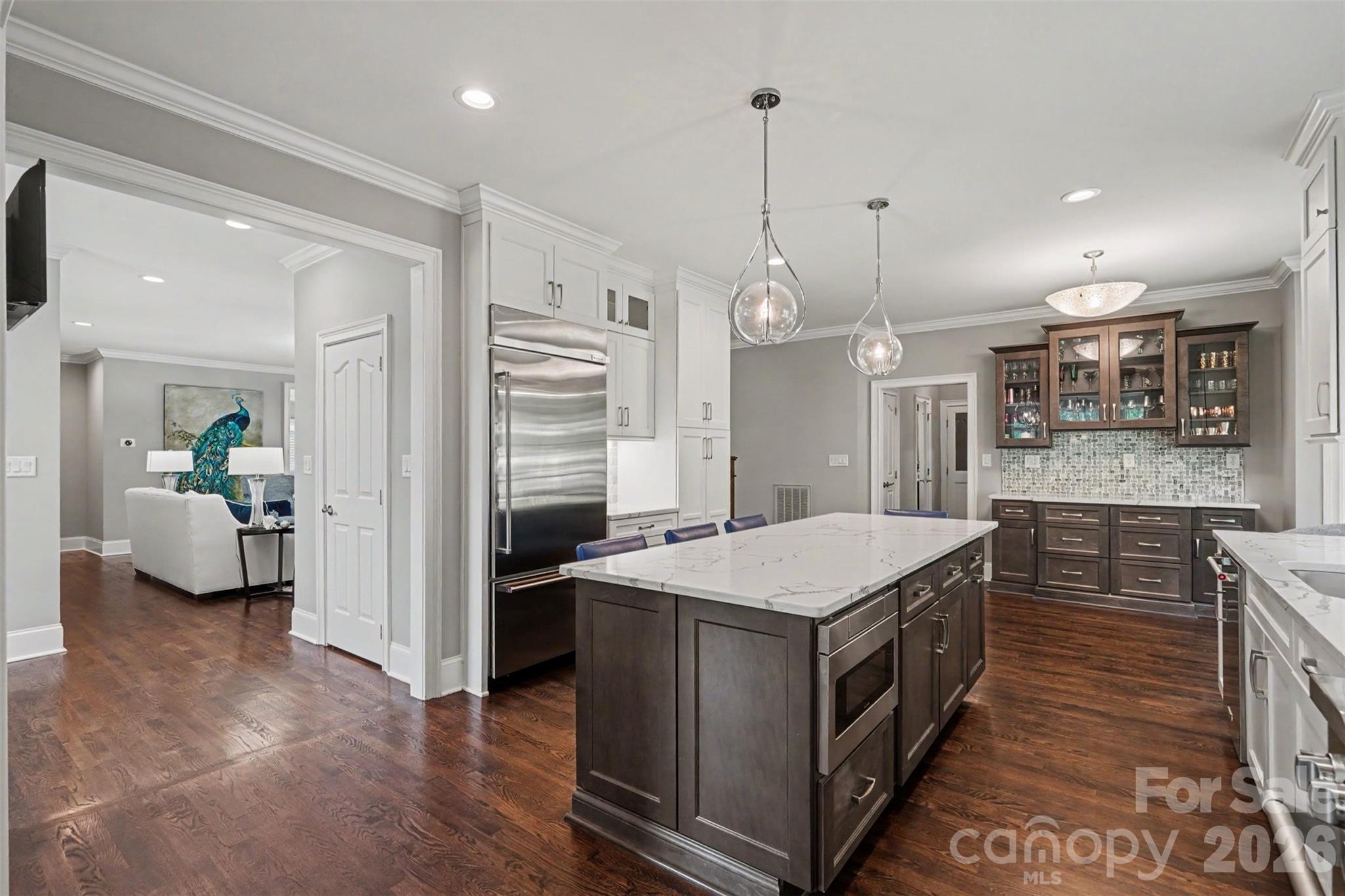 2035 Valencia Terrace — Charlotte