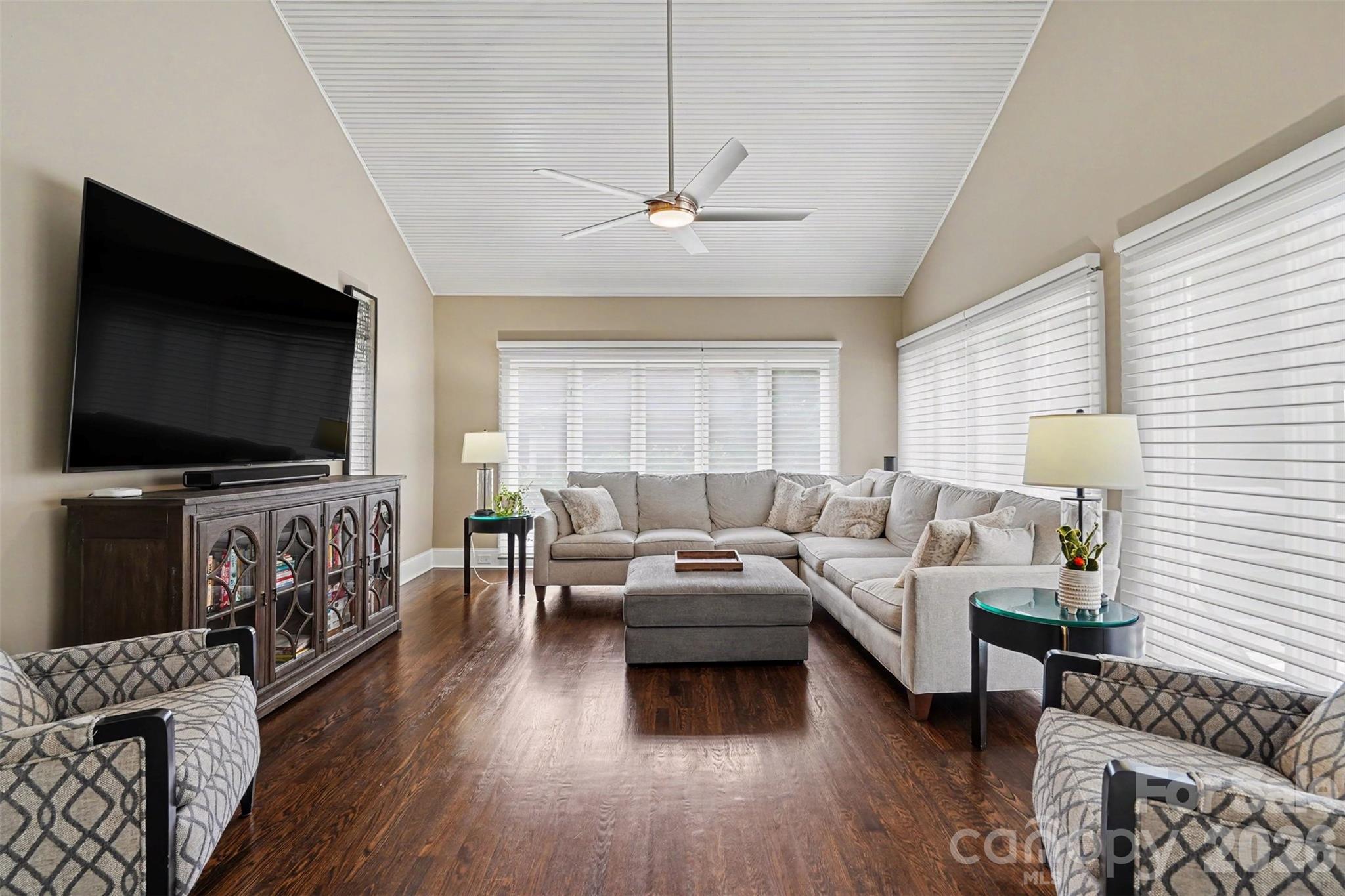 2035 Valencia Terrace — Charlotte