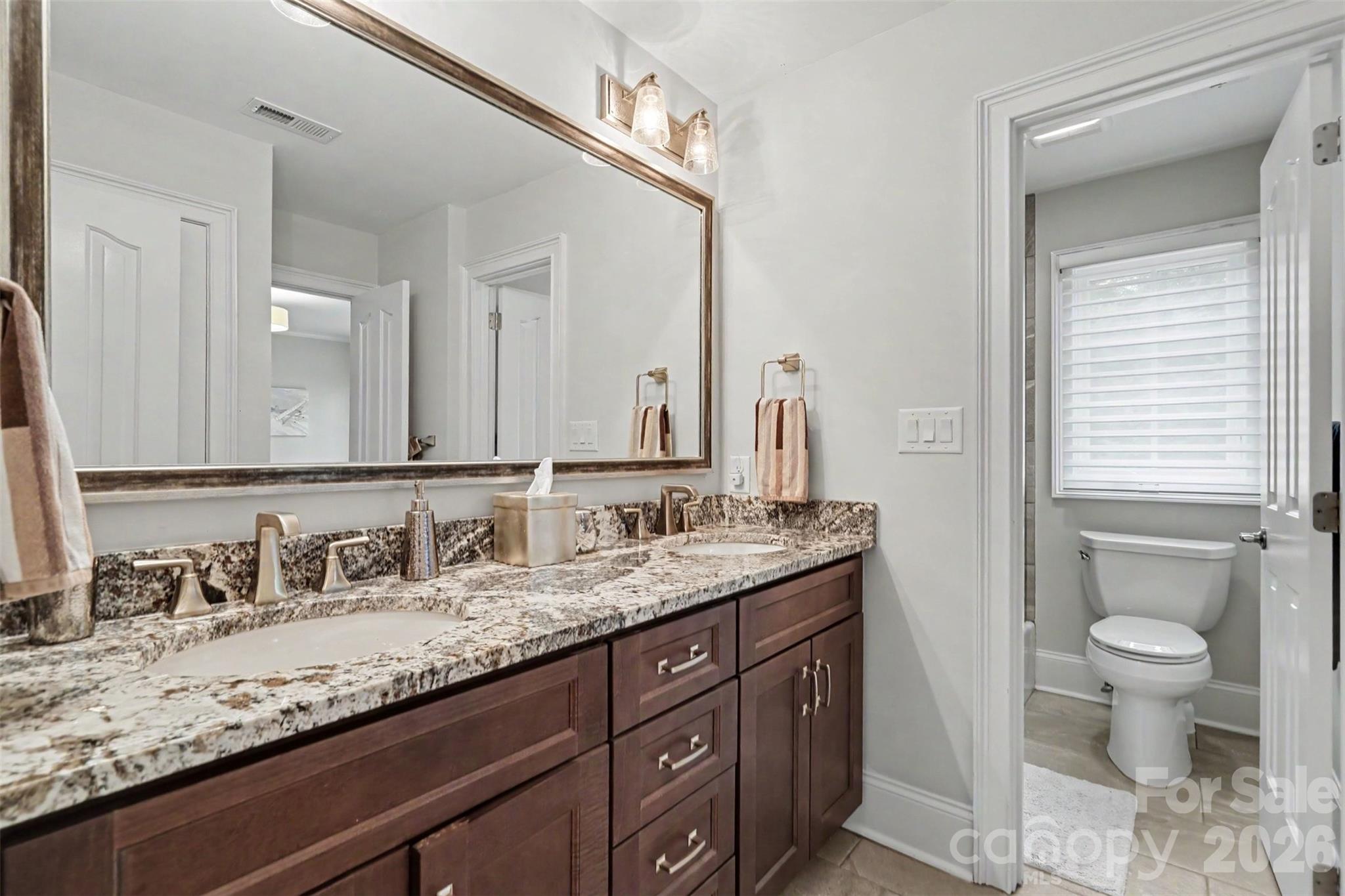 2035 Valencia Terrace — Charlotte