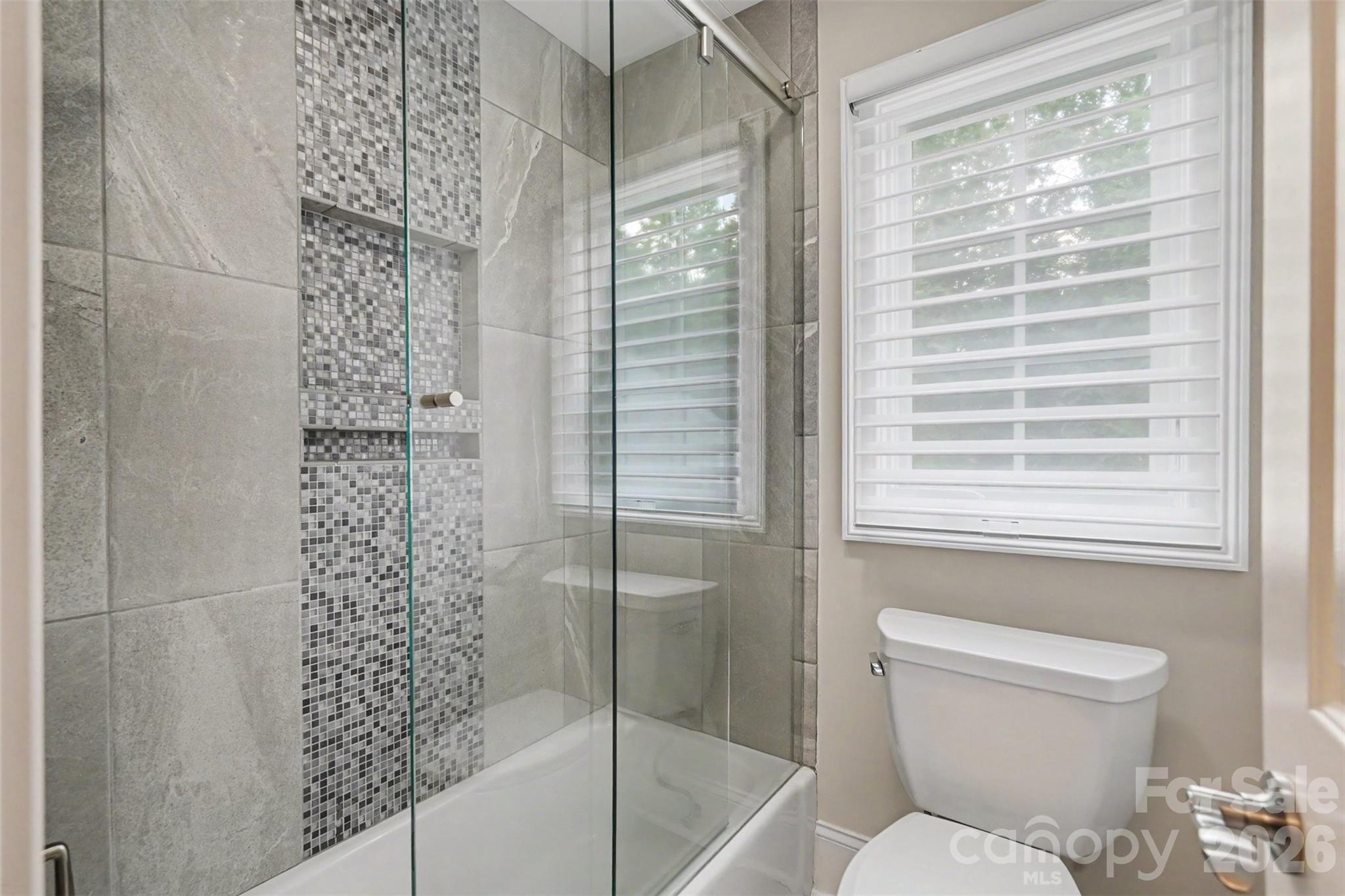 2035 Valencia Terrace — Charlotte