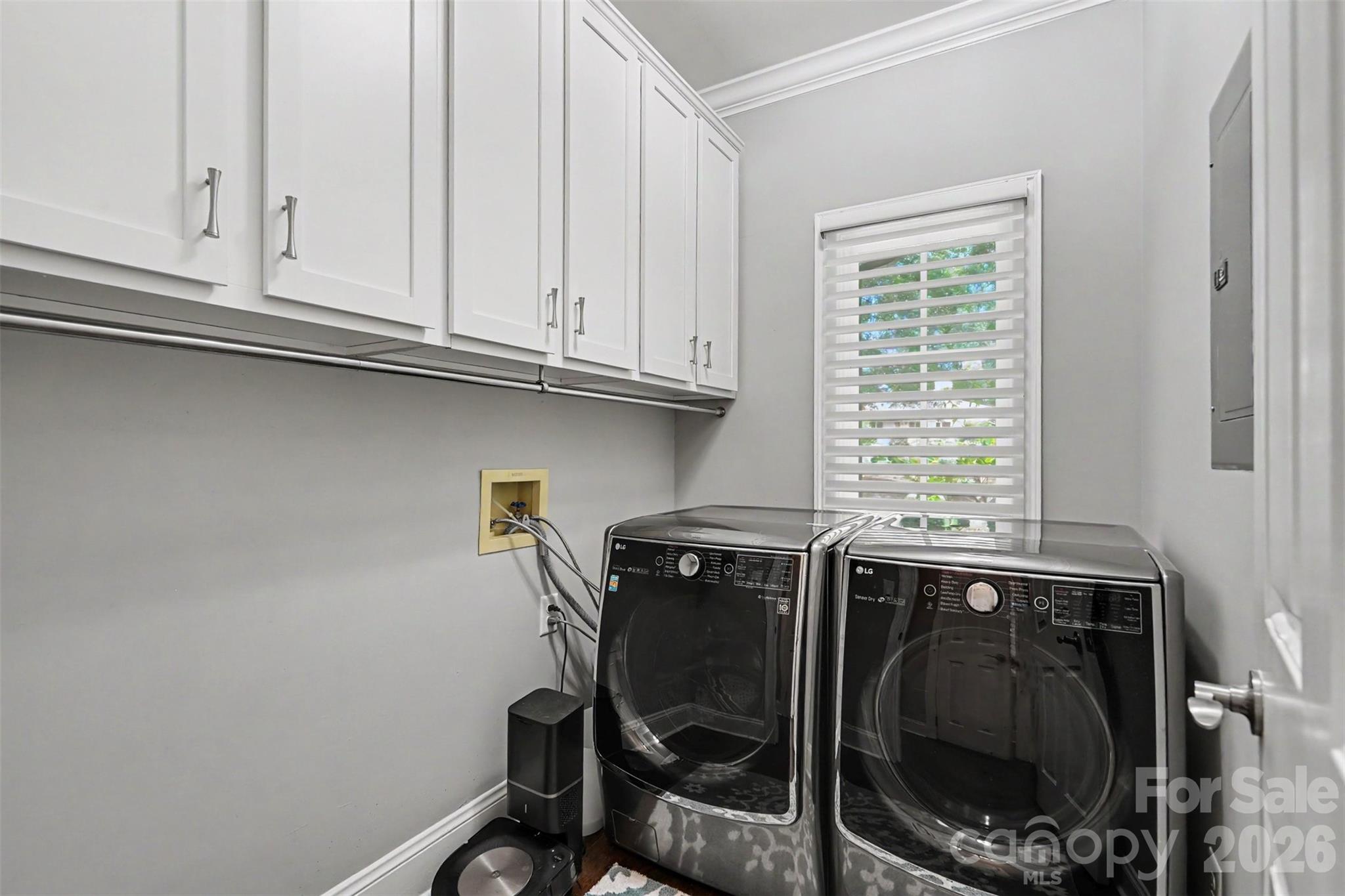 2035 Valencia Terrace — Charlotte