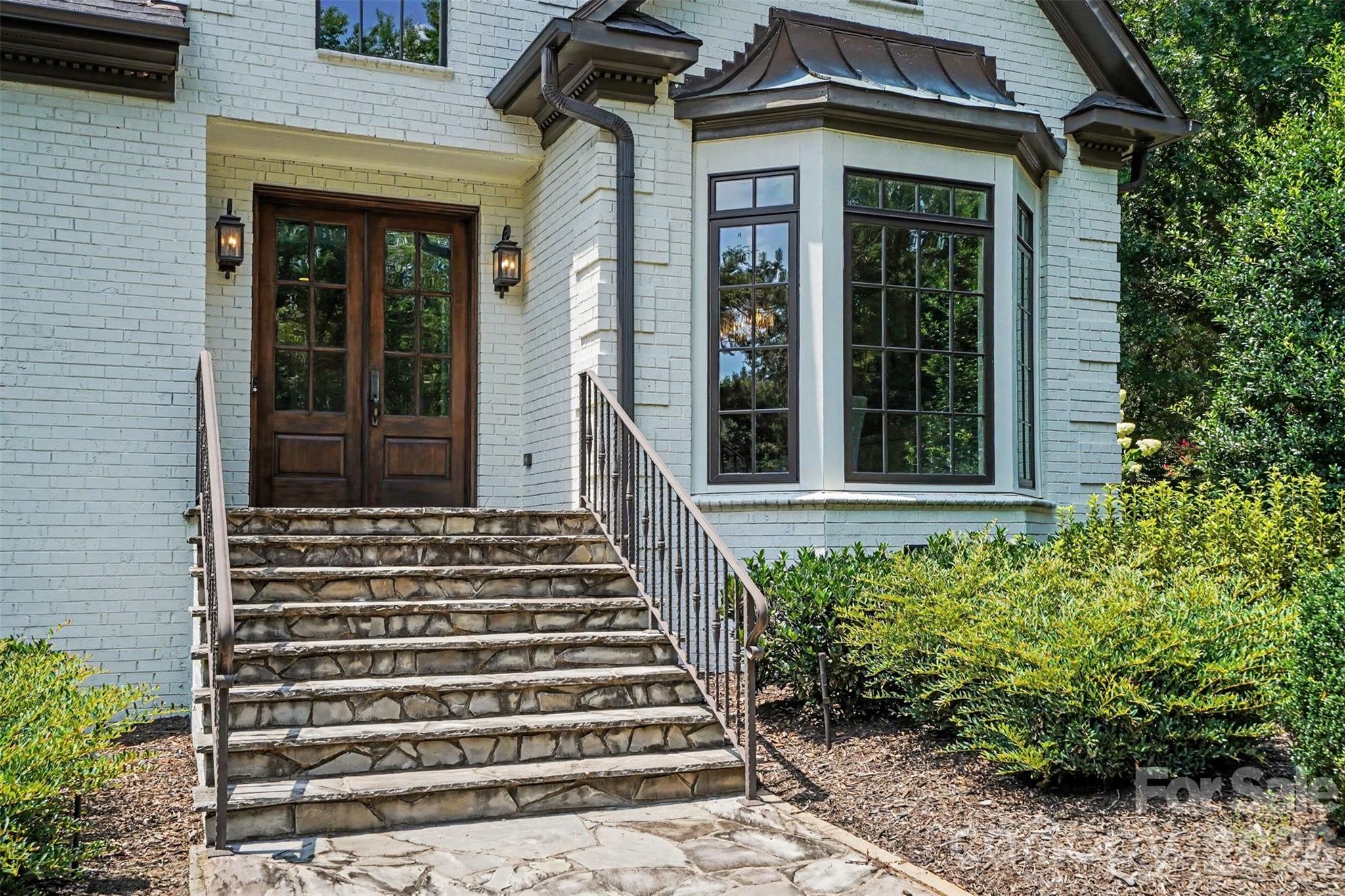 2035 Valencia Terrace — Charlotte