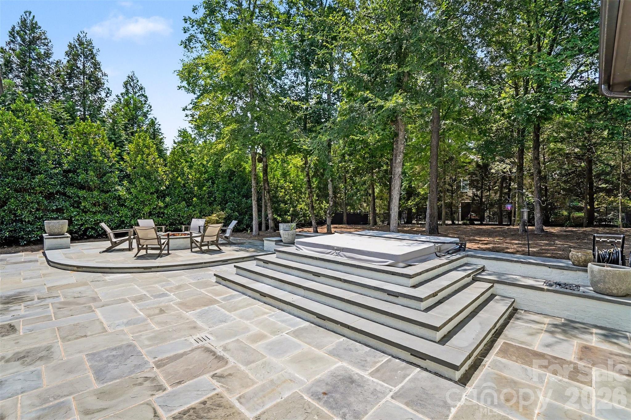 2035 Valencia Terrace — Charlotte