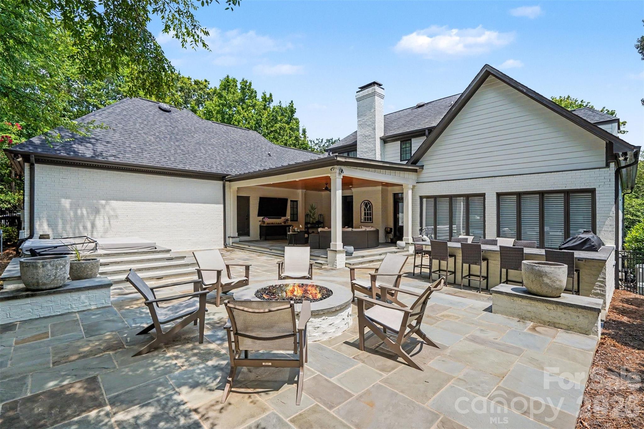 2035 Valencia Terrace — Charlotte