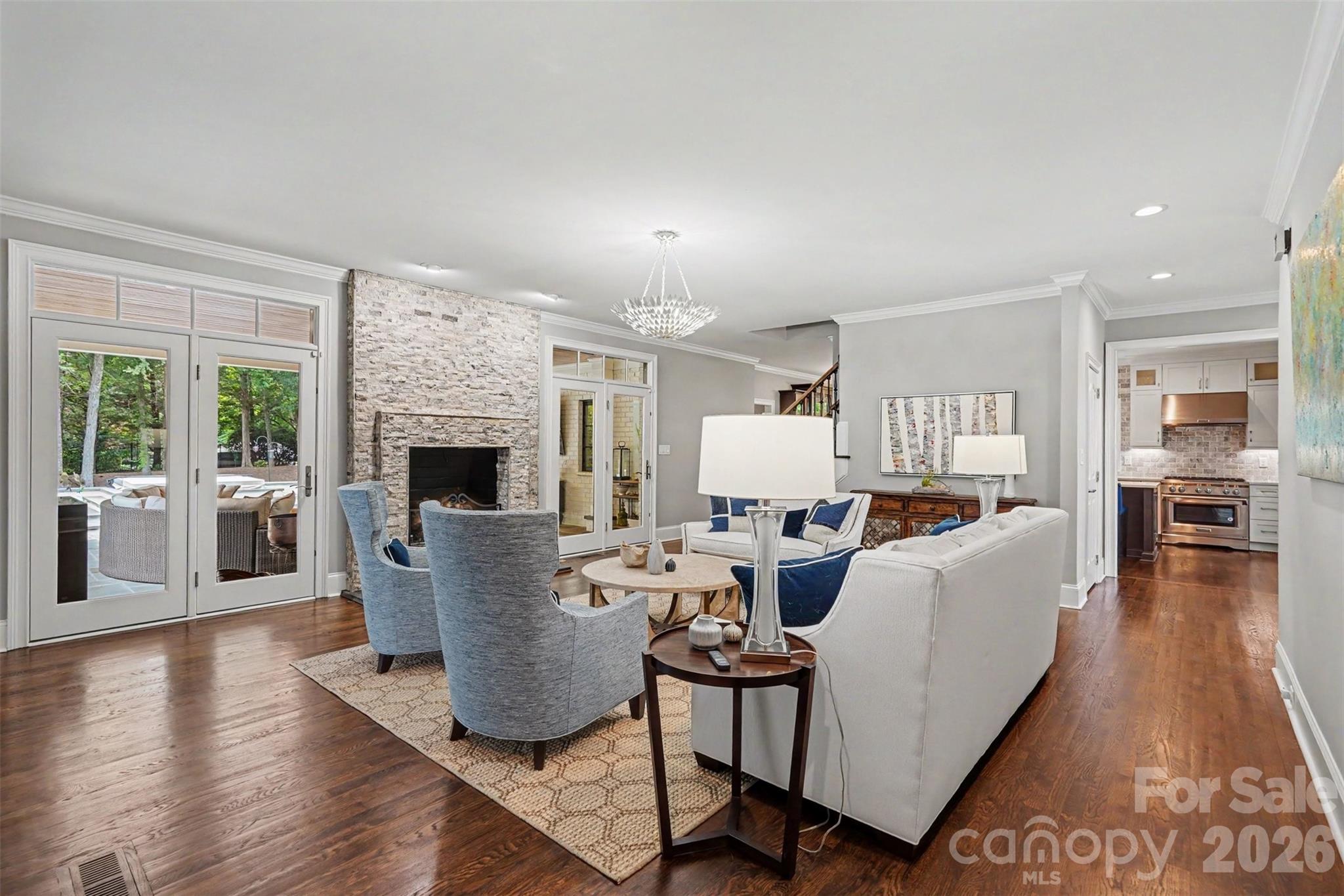 2035 Valencia Terrace — Charlotte