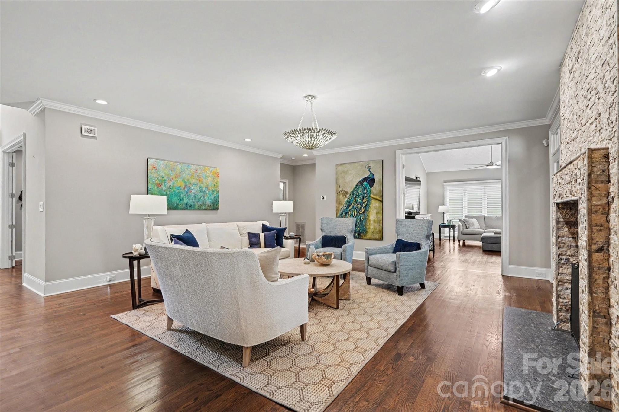 2035 Valencia Terrace — Charlotte