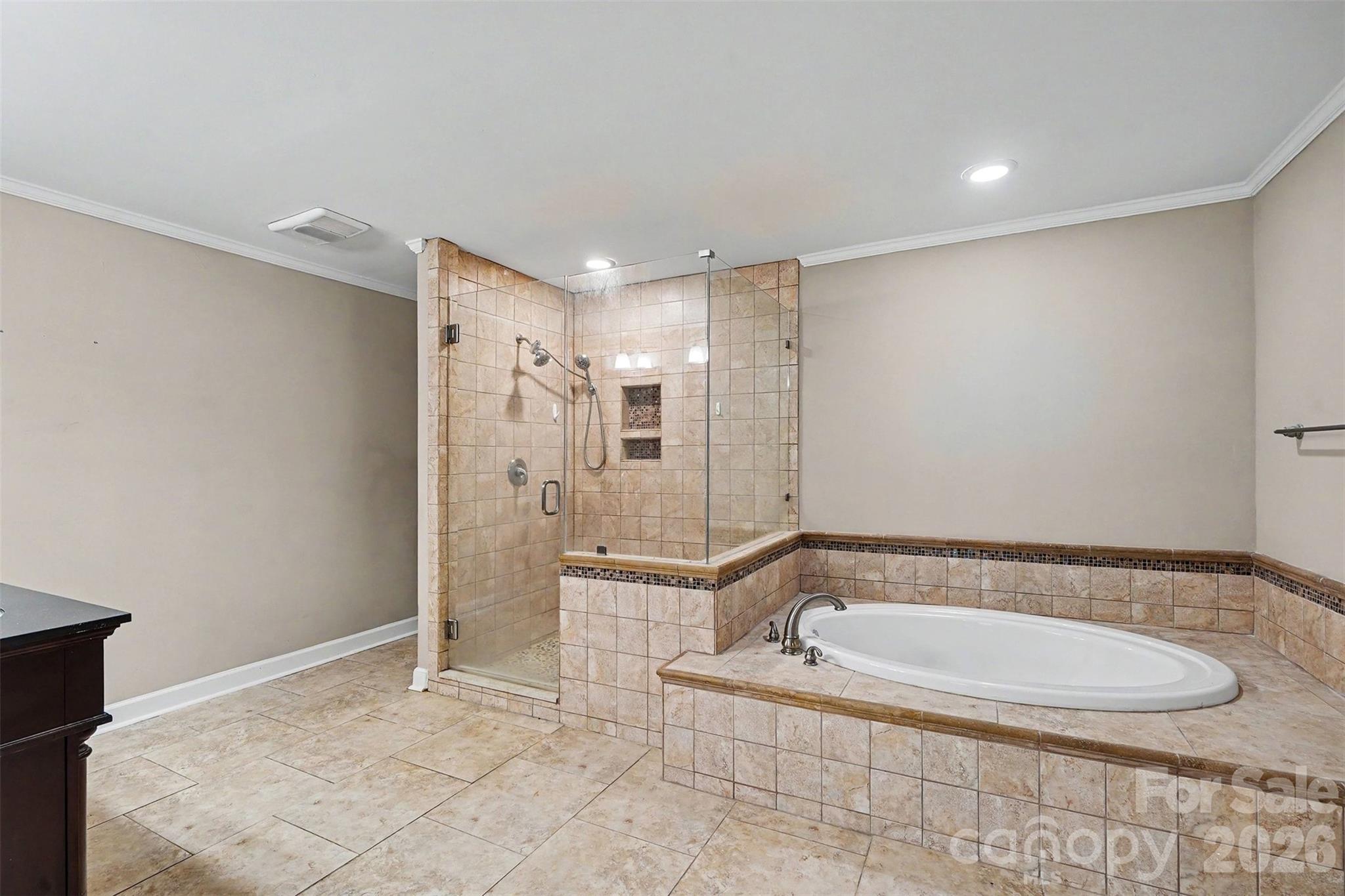 502 Cedarwood Drive — Monroe