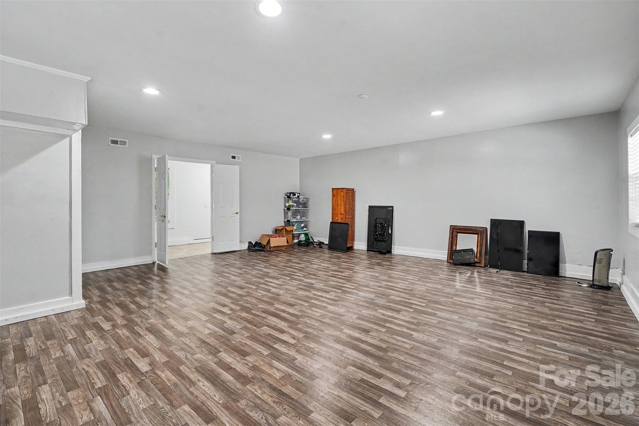 502 Cedarwood Drive — Monroe