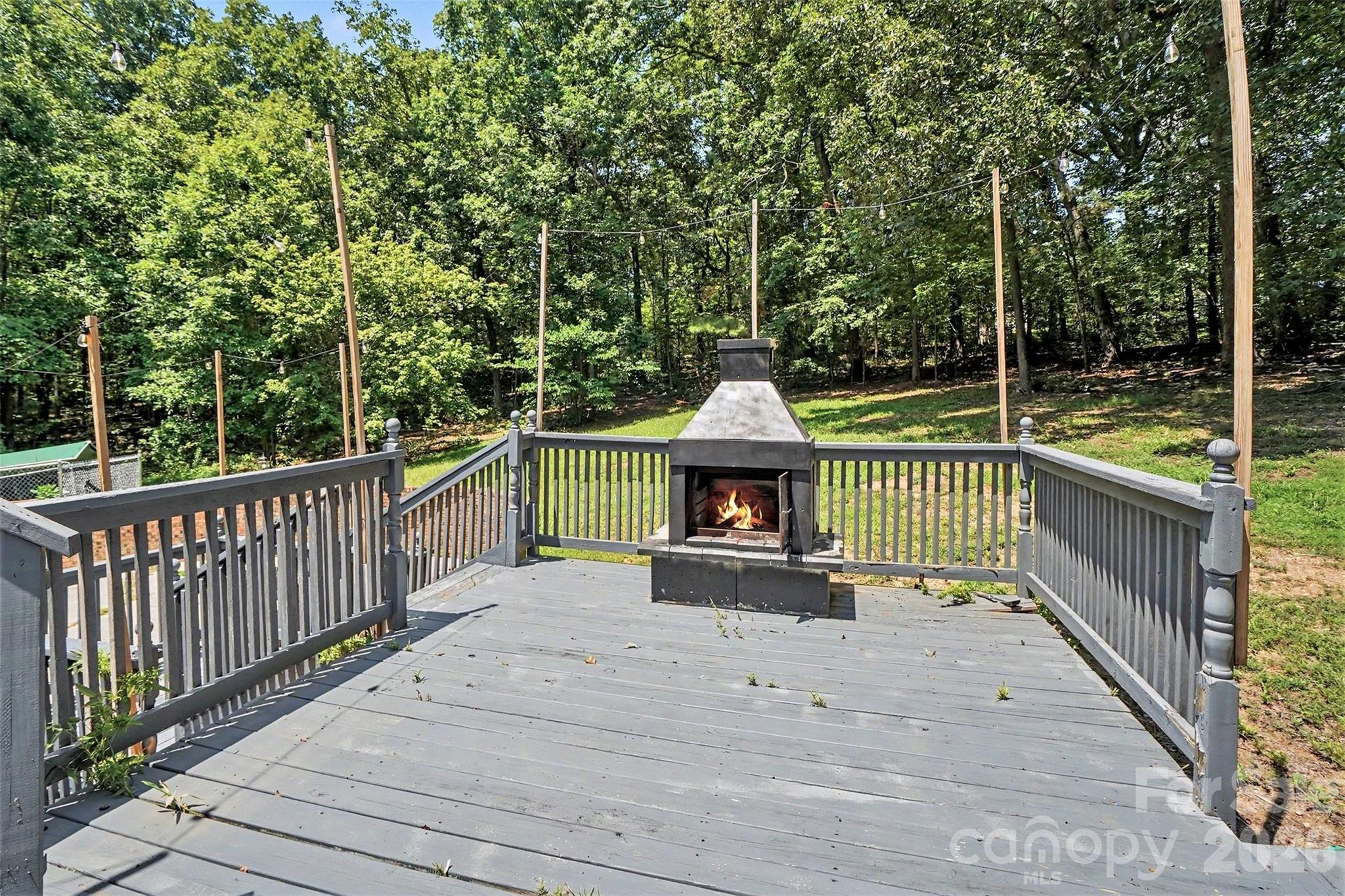 502 Cedarwood Drive — Monroe