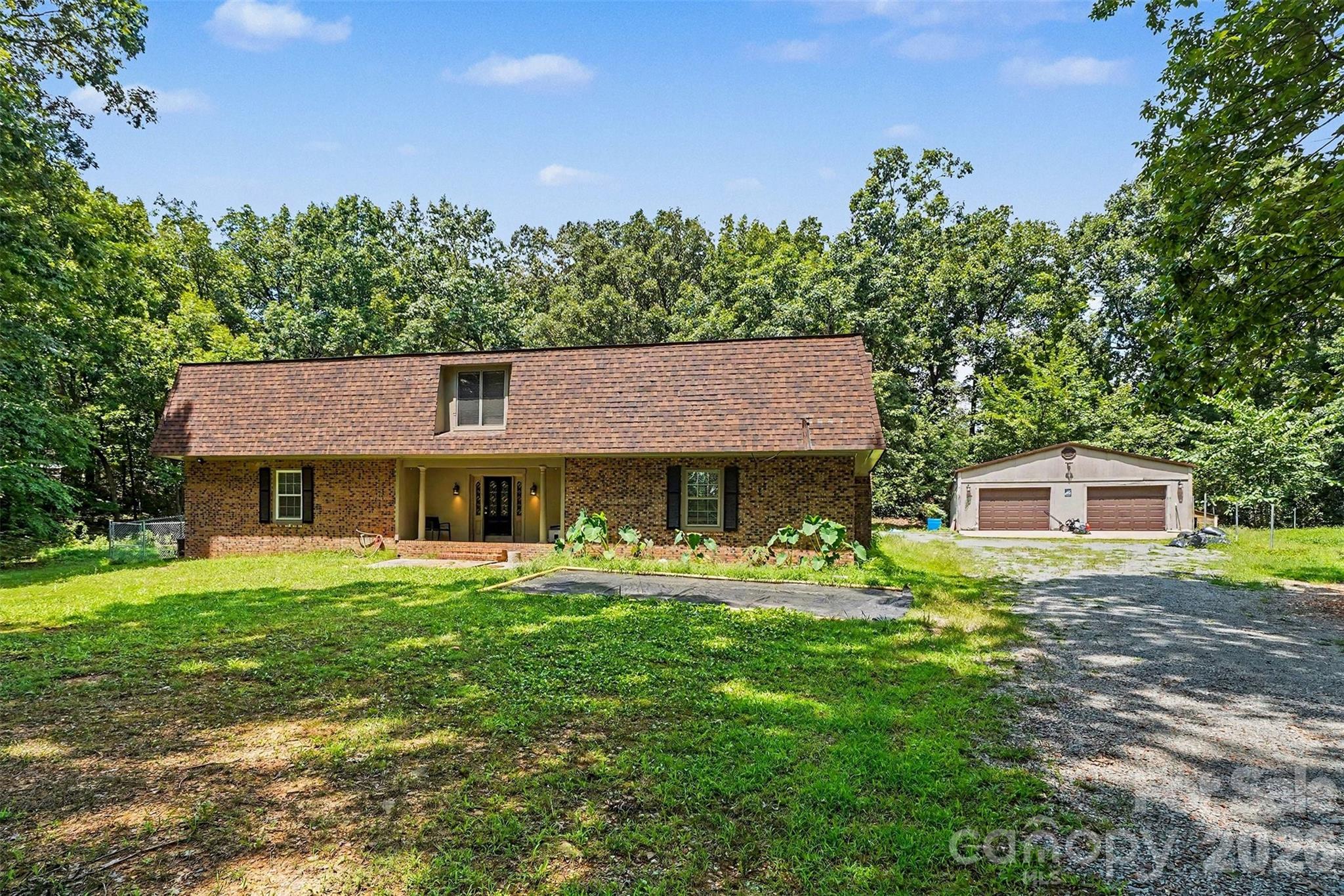 502 Cedarwood Drive — Monroe