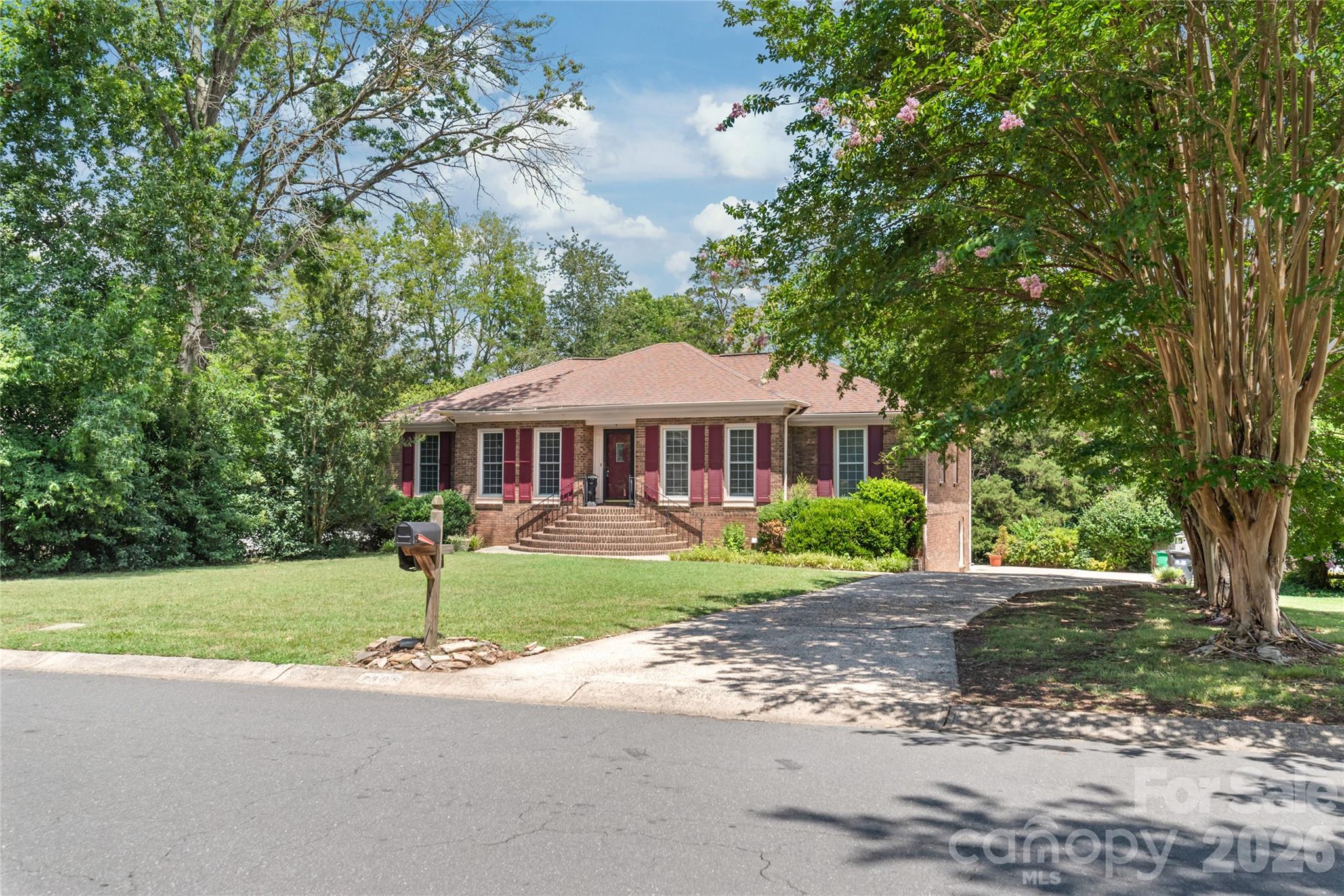 7308 Quail Ridge Drive — Charlotte