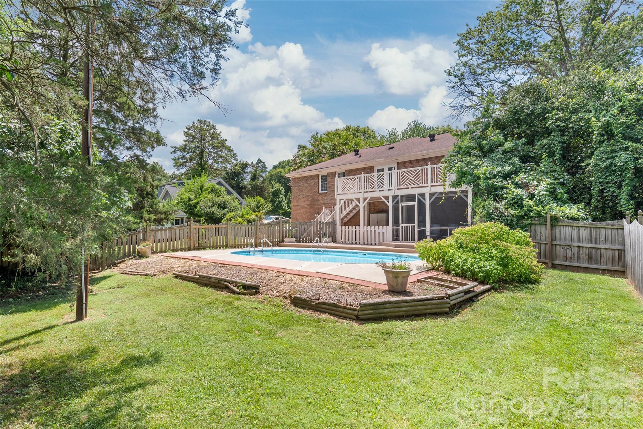 7308 Quail Ridge Drive — Charlotte
