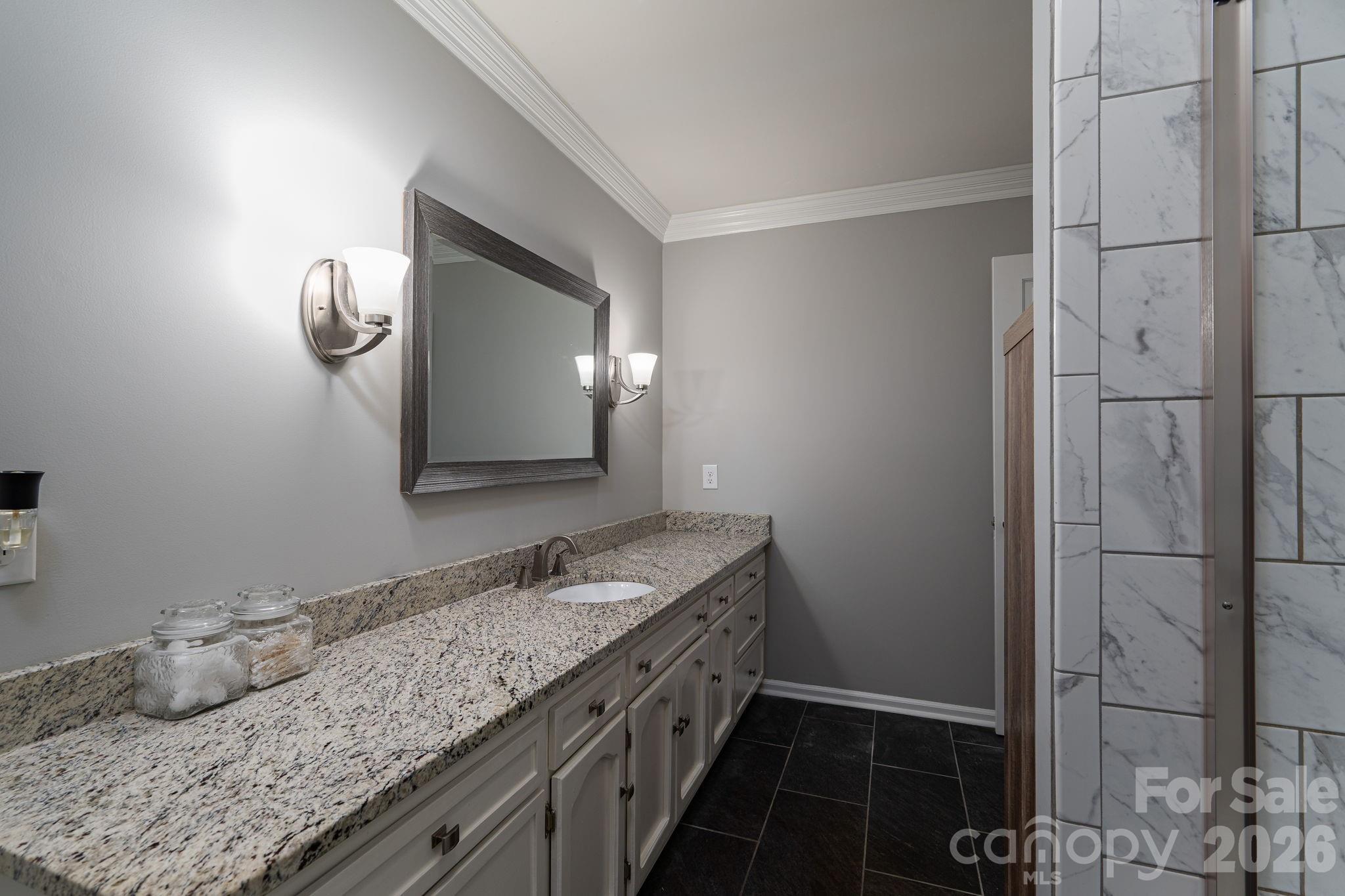 389 Caprice Circle — Lincolnton