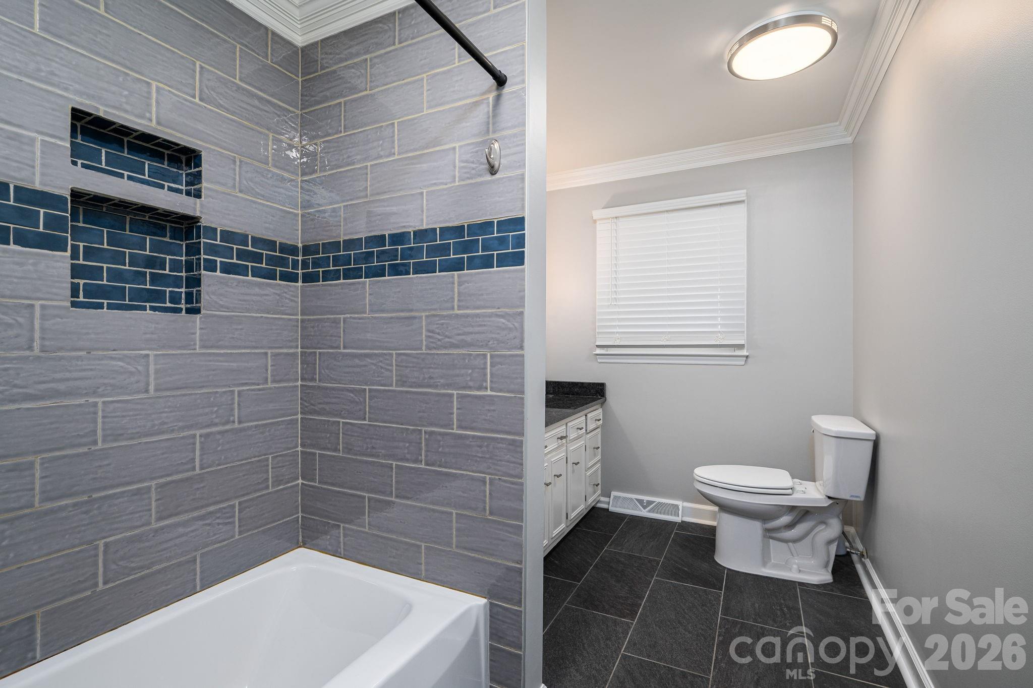 389 Caprice Circle — Lincolnton