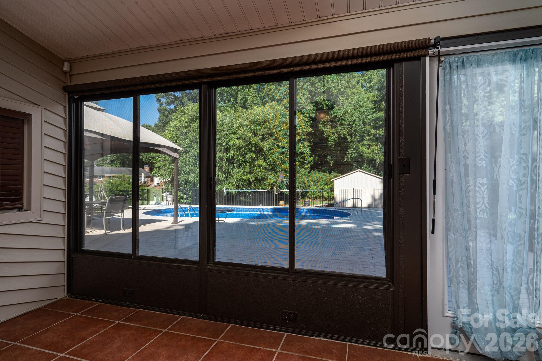 389 Caprice Circle — Lincolnton