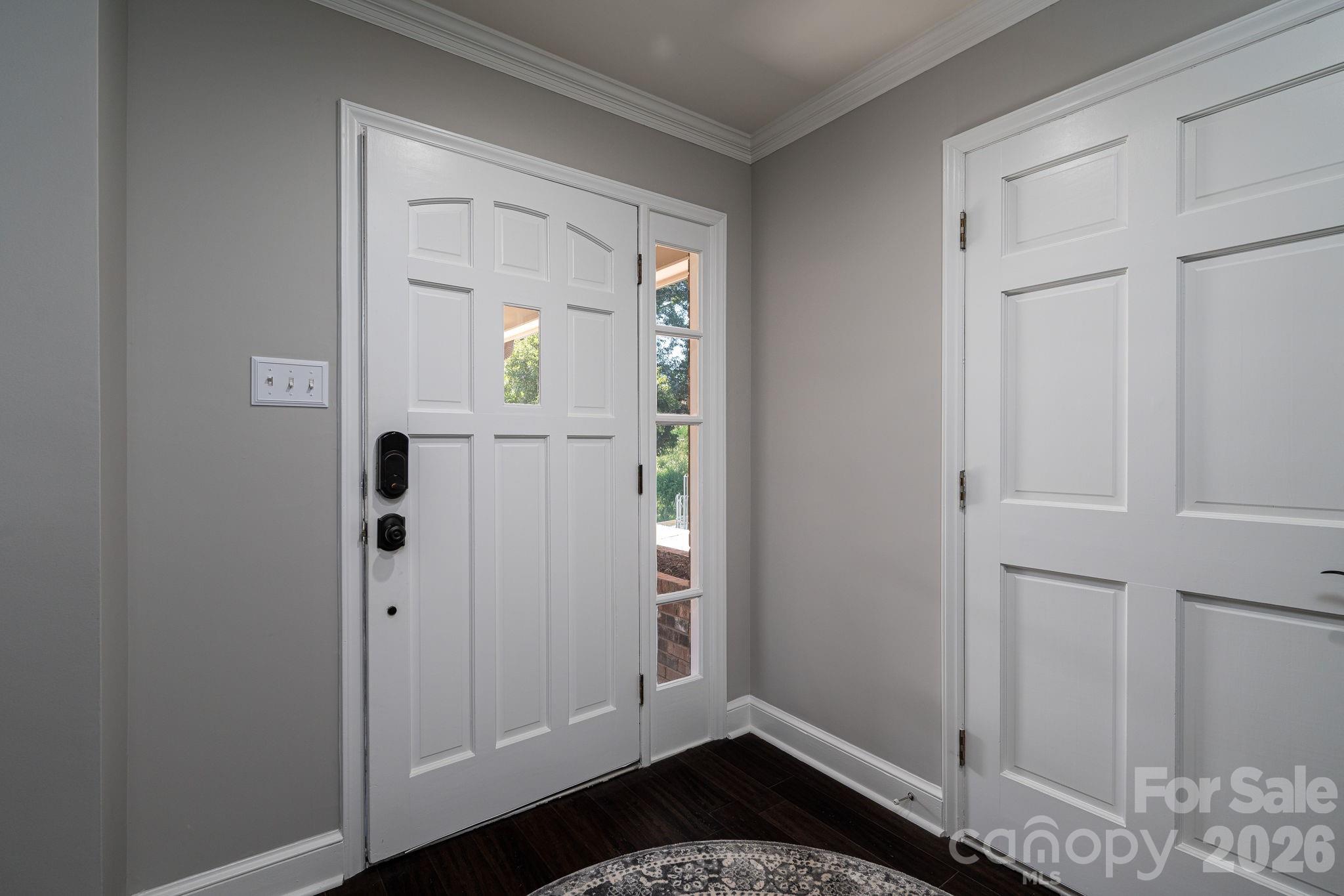 389 Caprice Circle — Lincolnton