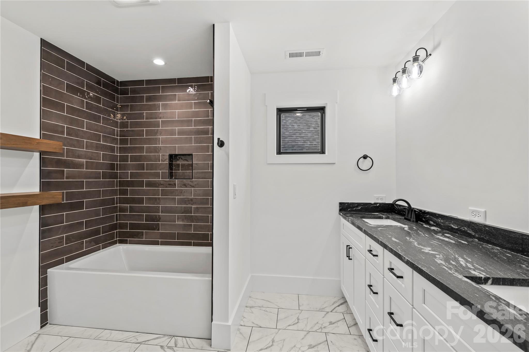 12 S Martha Kate Drive #21 — Hendersonville