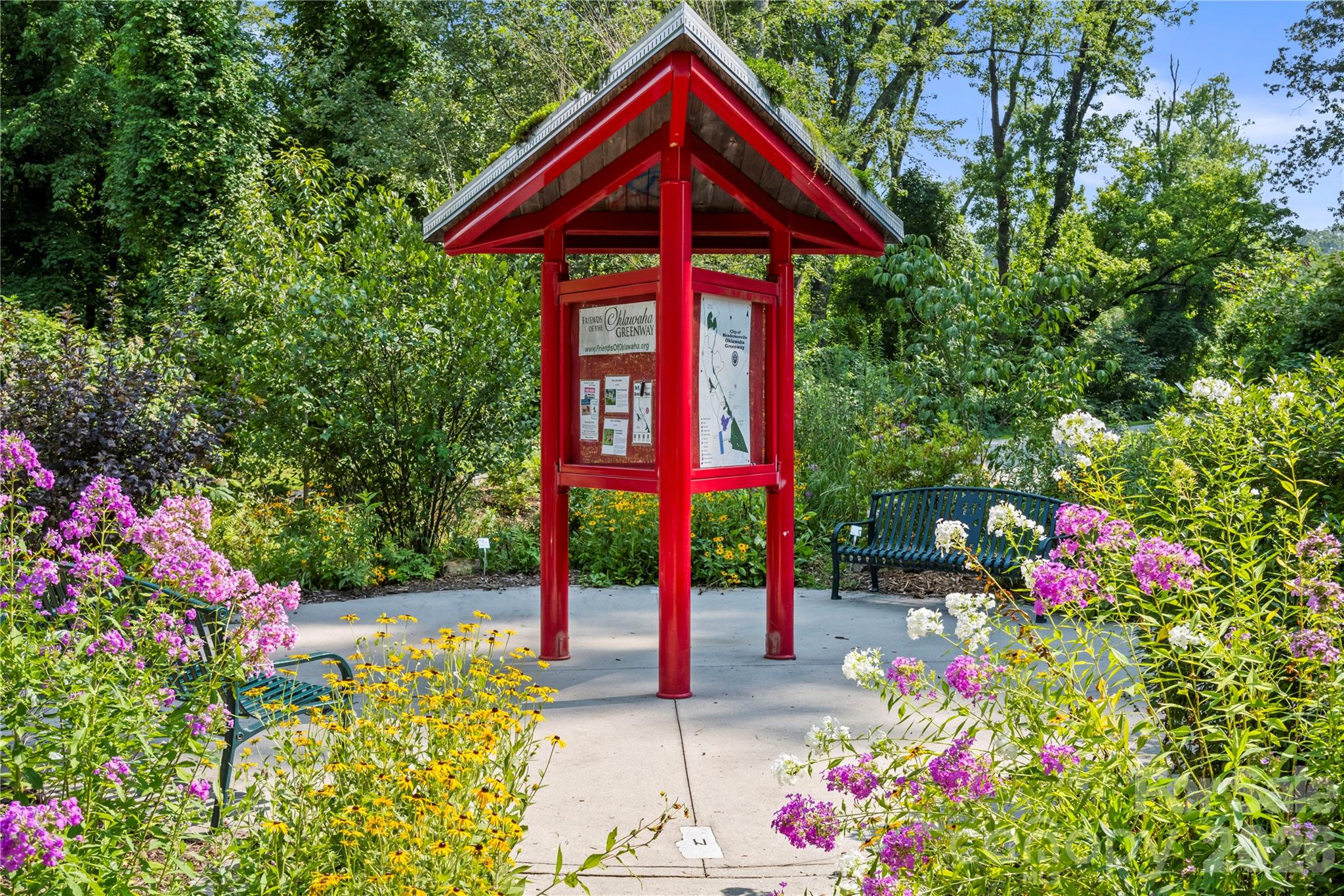 12 S Martha Kate Drive #21 — Hendersonville