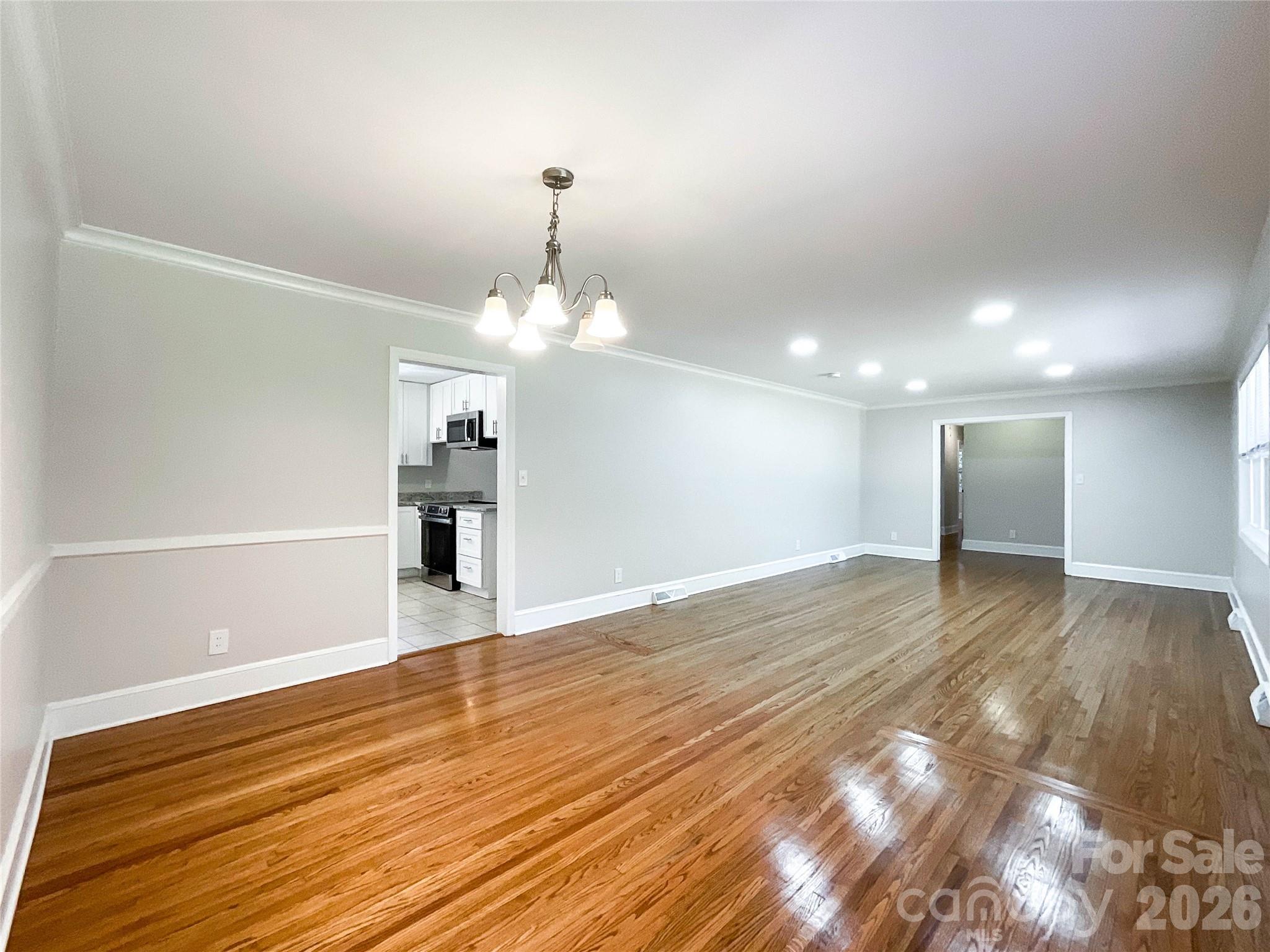 6728 Lakeside Drive — Charlotte