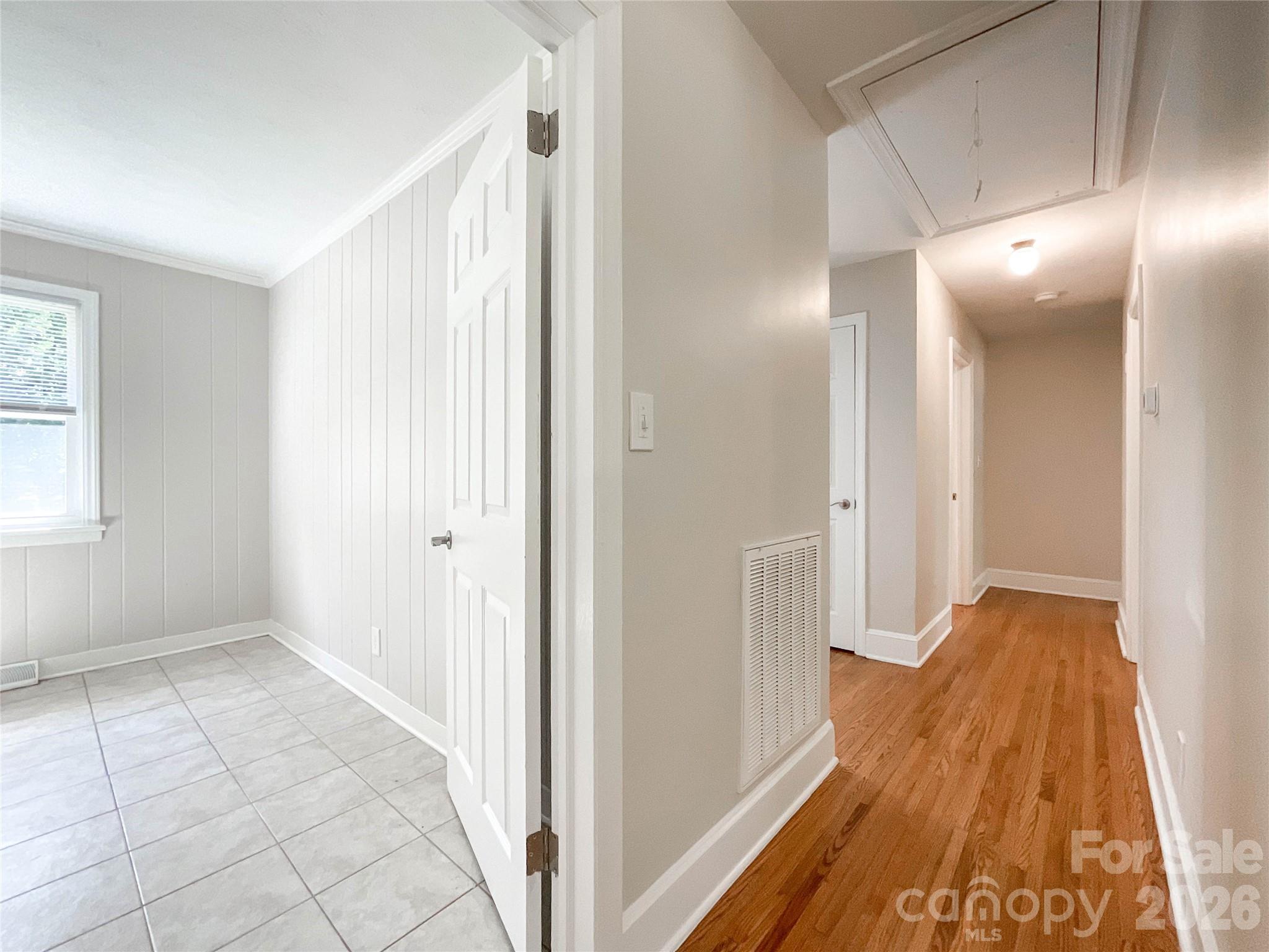 6728 Lakeside Drive — Charlotte