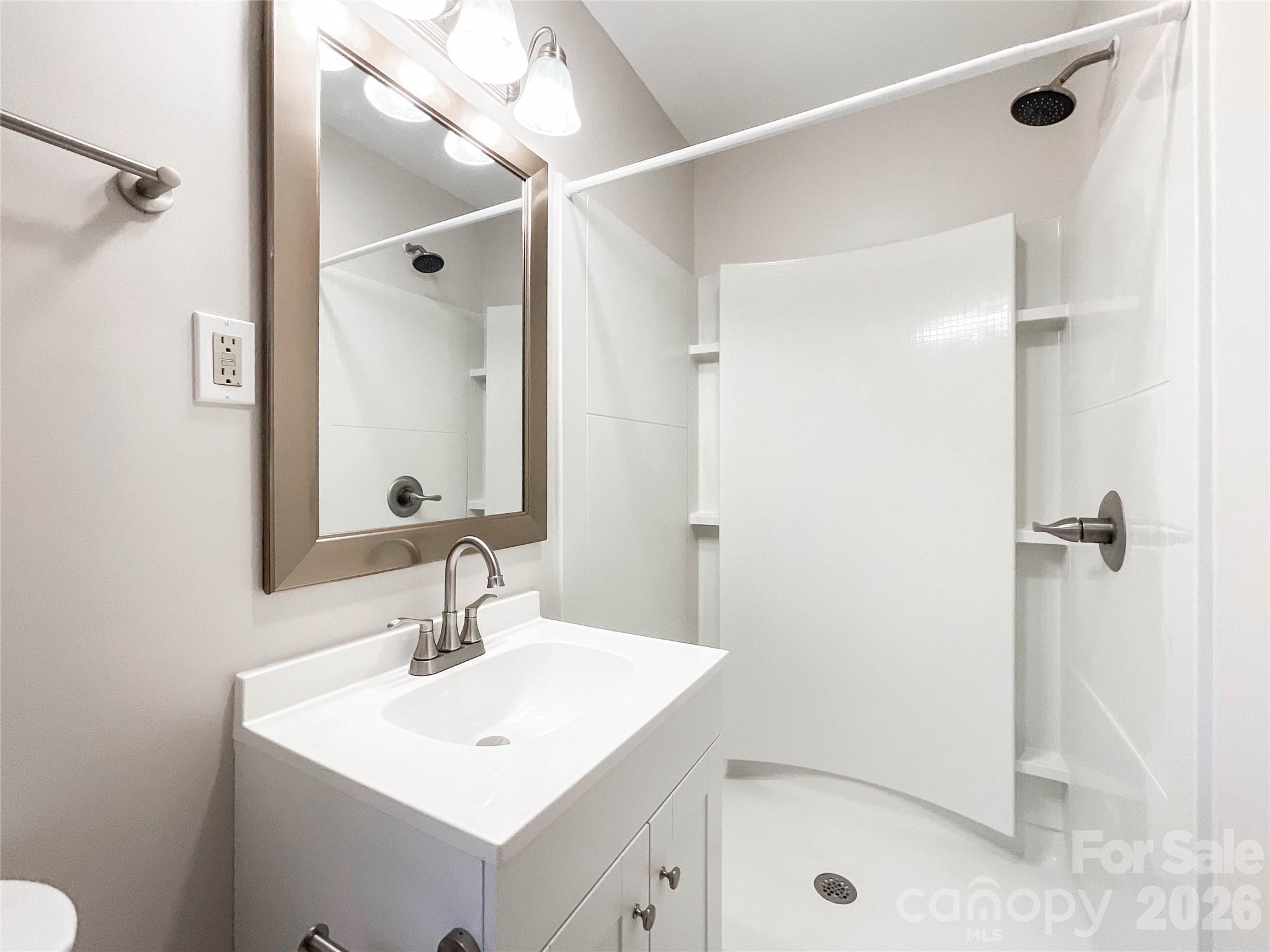 6728 Lakeside Drive — Charlotte