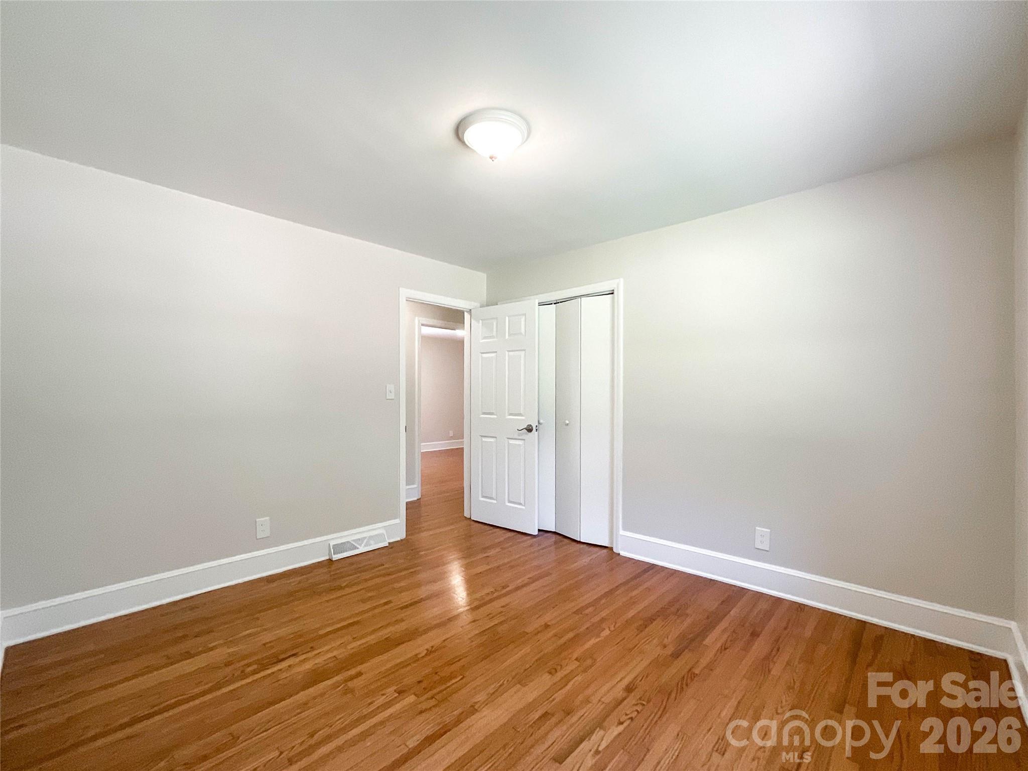 6728 Lakeside Drive — Charlotte