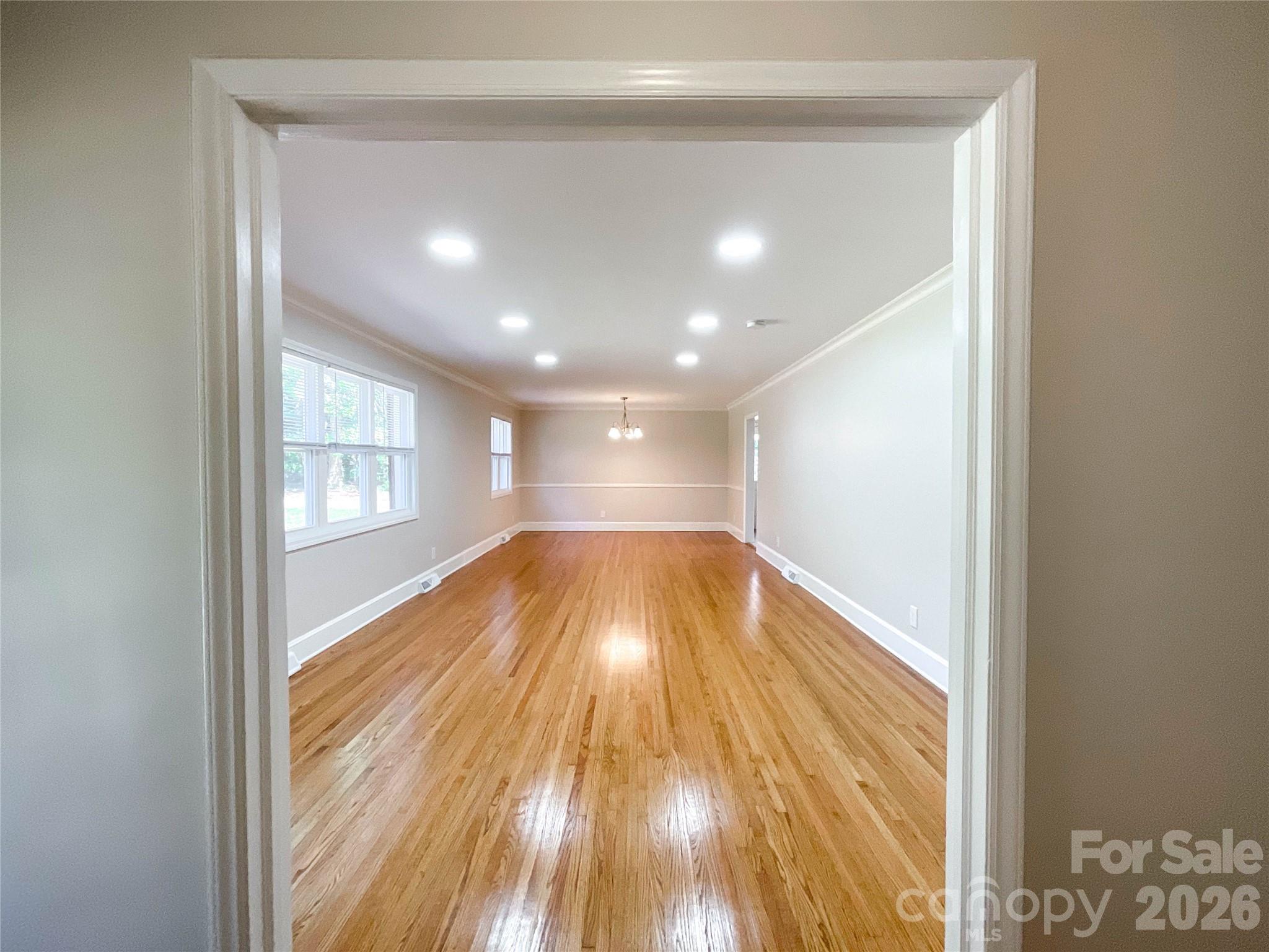 6728 Lakeside Drive — Charlotte
