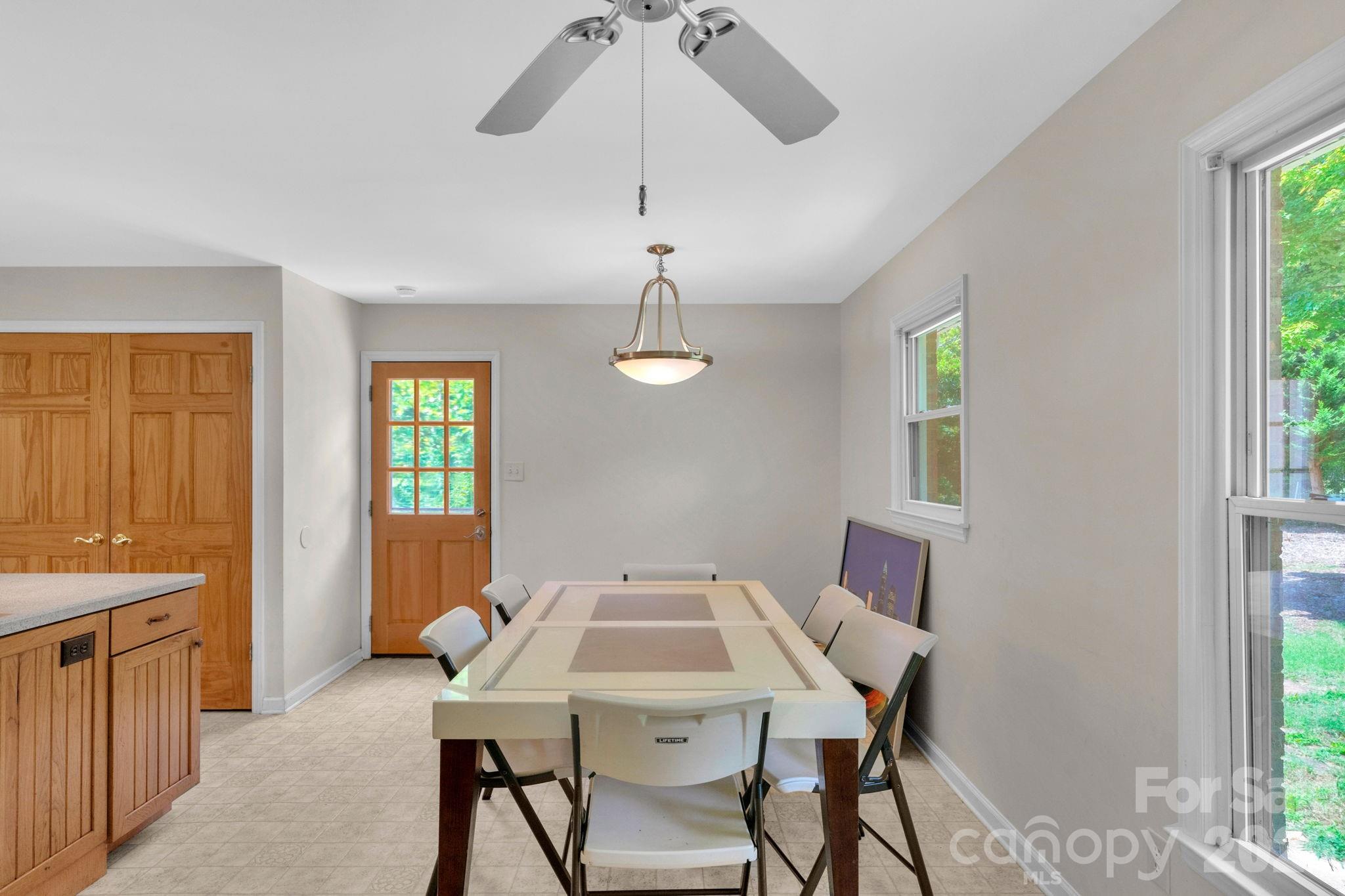 9800 Ordway Court — Charlotte