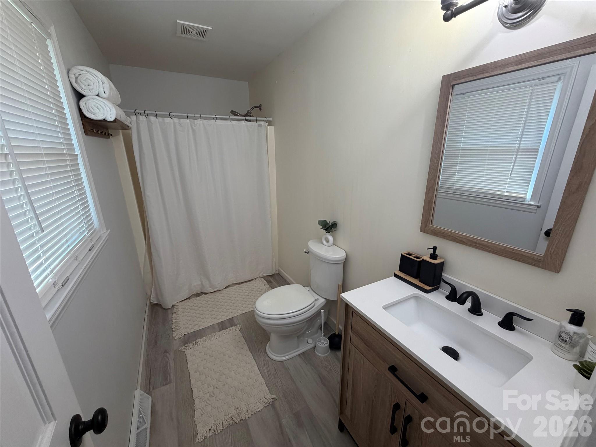 9800 Ordway Court — Charlotte