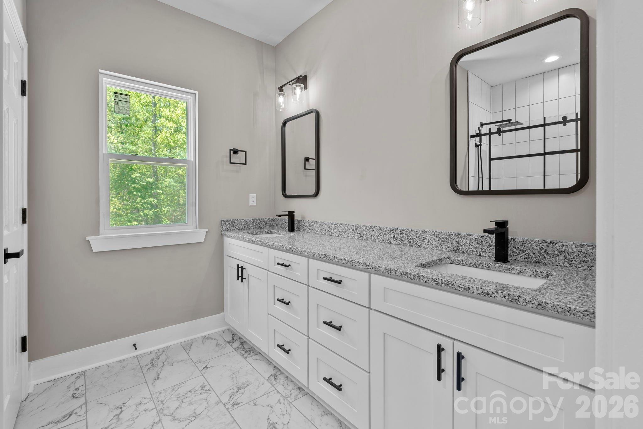 79 Crystal Mountain Drive — Hendersonville