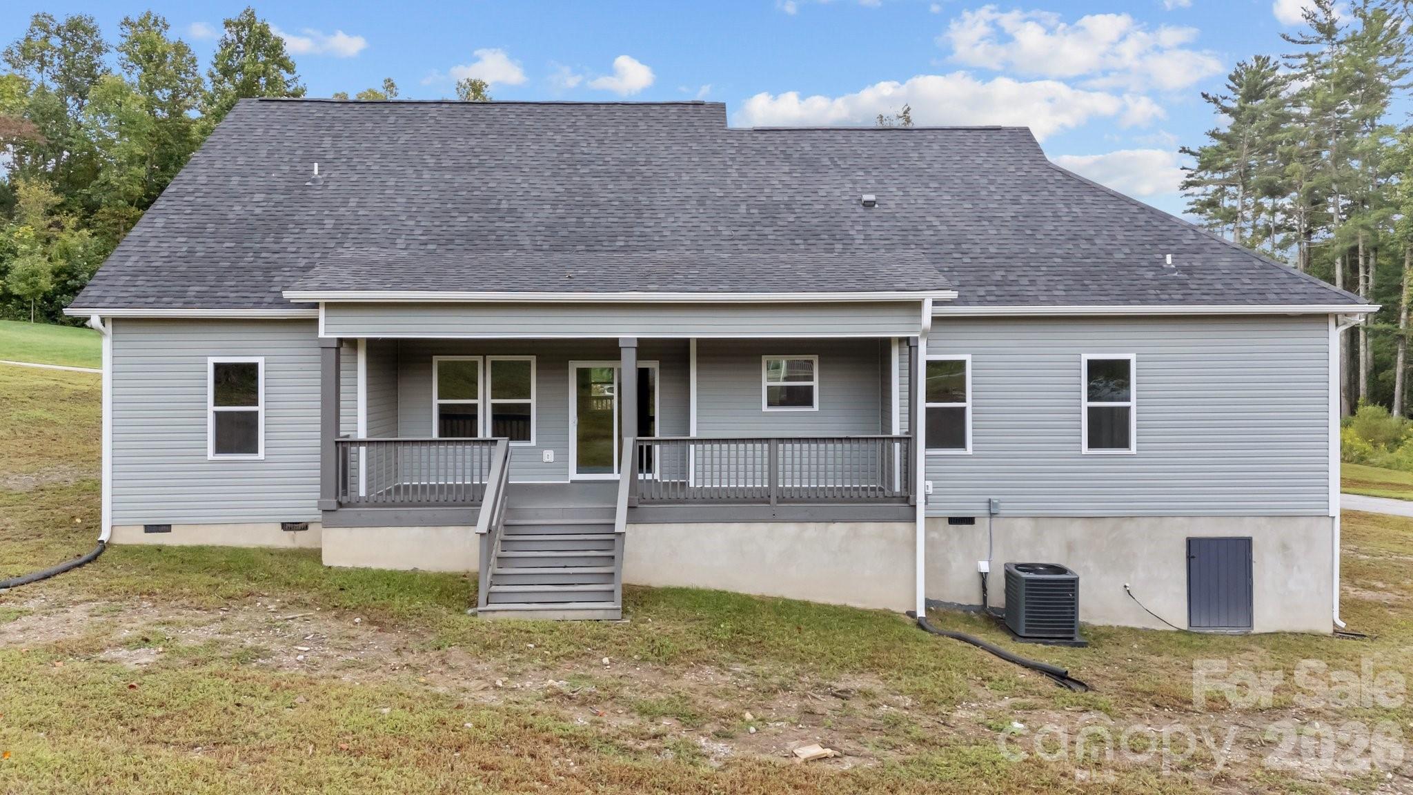 79 Crystal Mountain Drive — Hendersonville