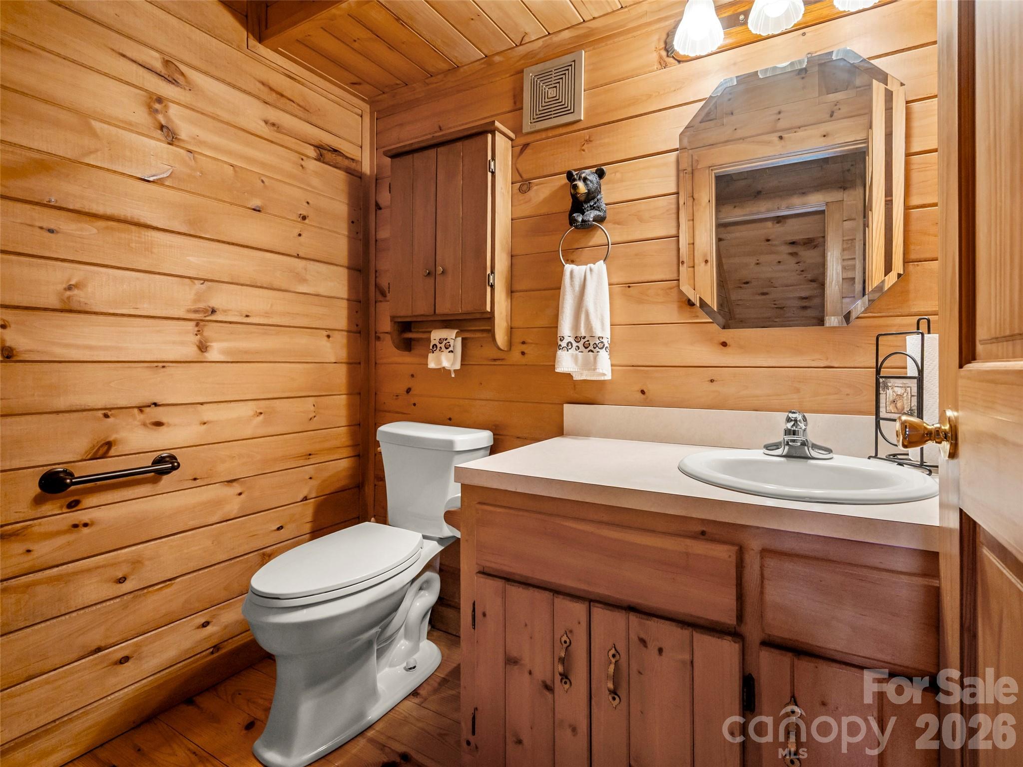 916 Fire Tower Road — Bostic