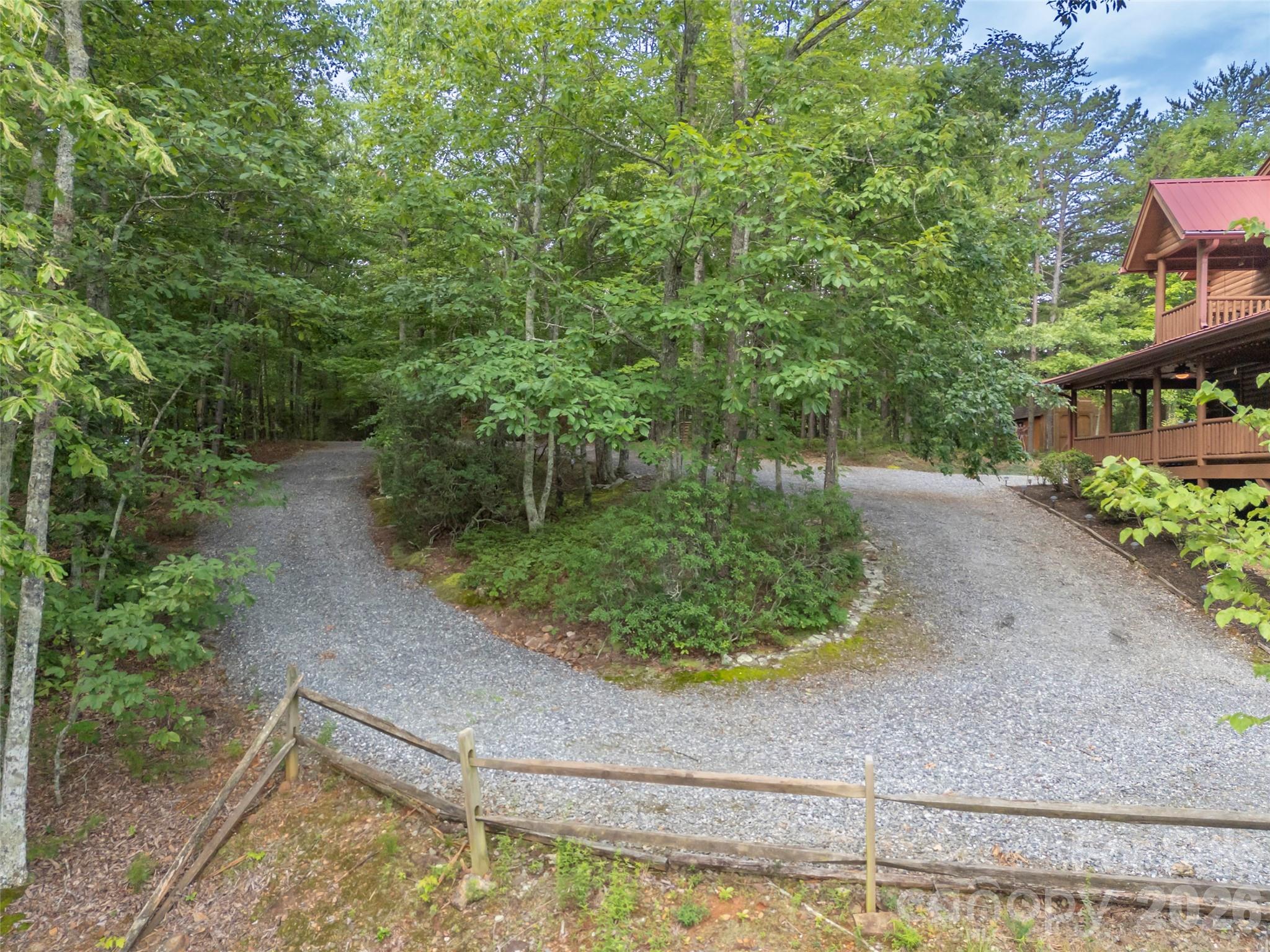 916 Fire Tower Road — Bostic