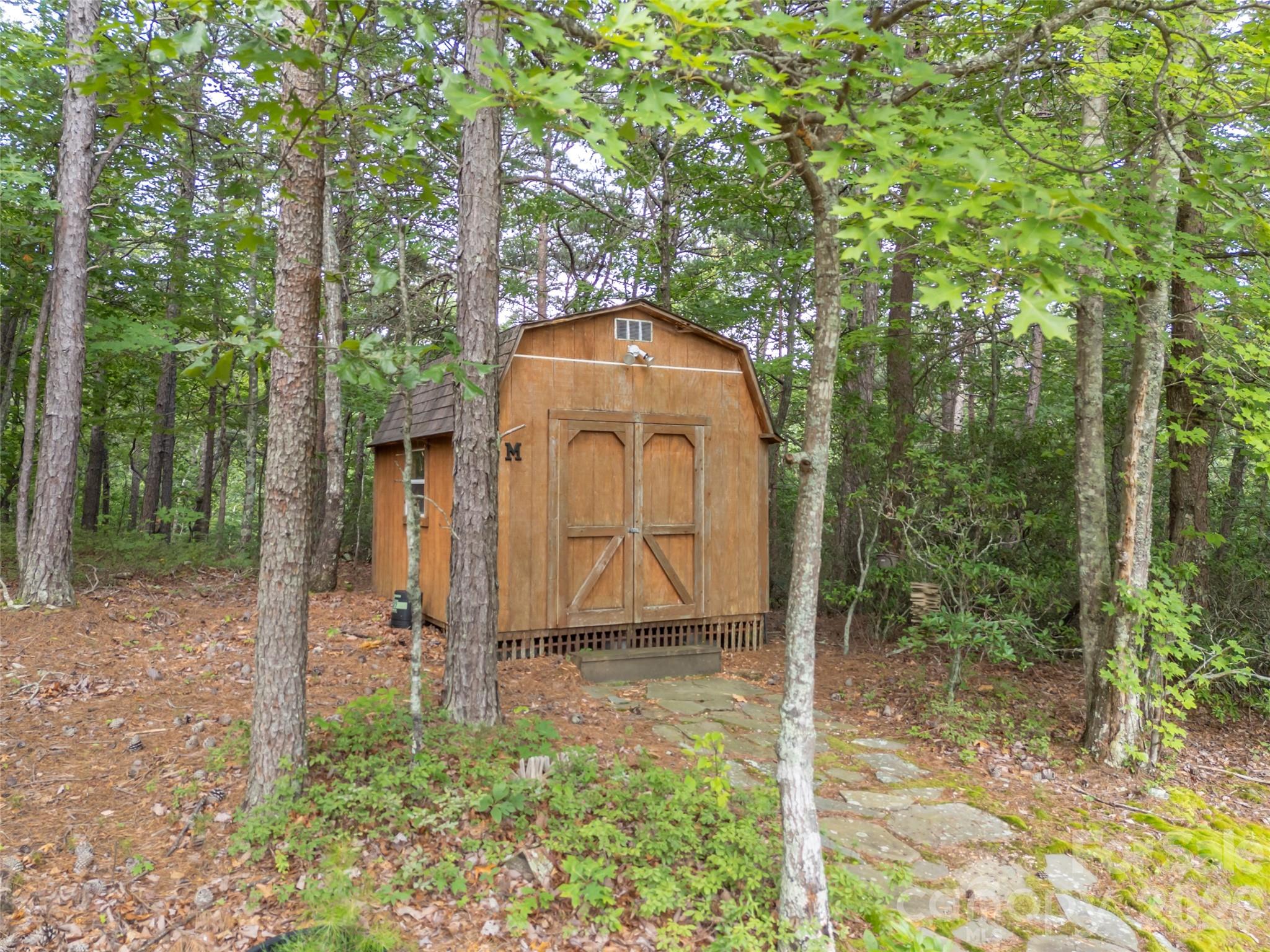 916 Fire Tower Road — Bostic