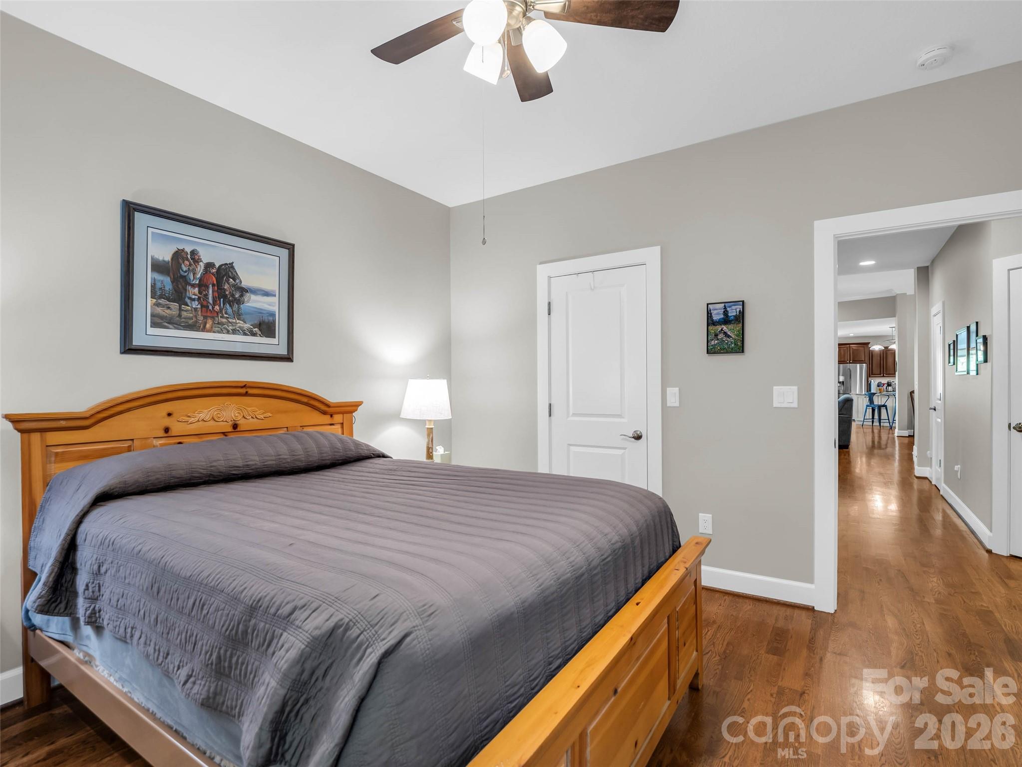 930 Big Raven Lane — Saluda