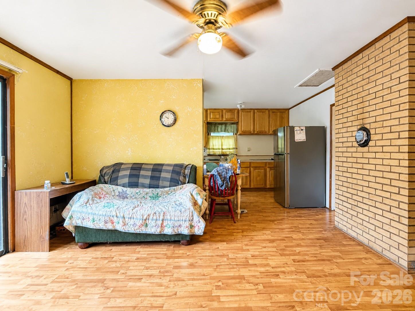 128 E Hilltop Drive — Gastonia