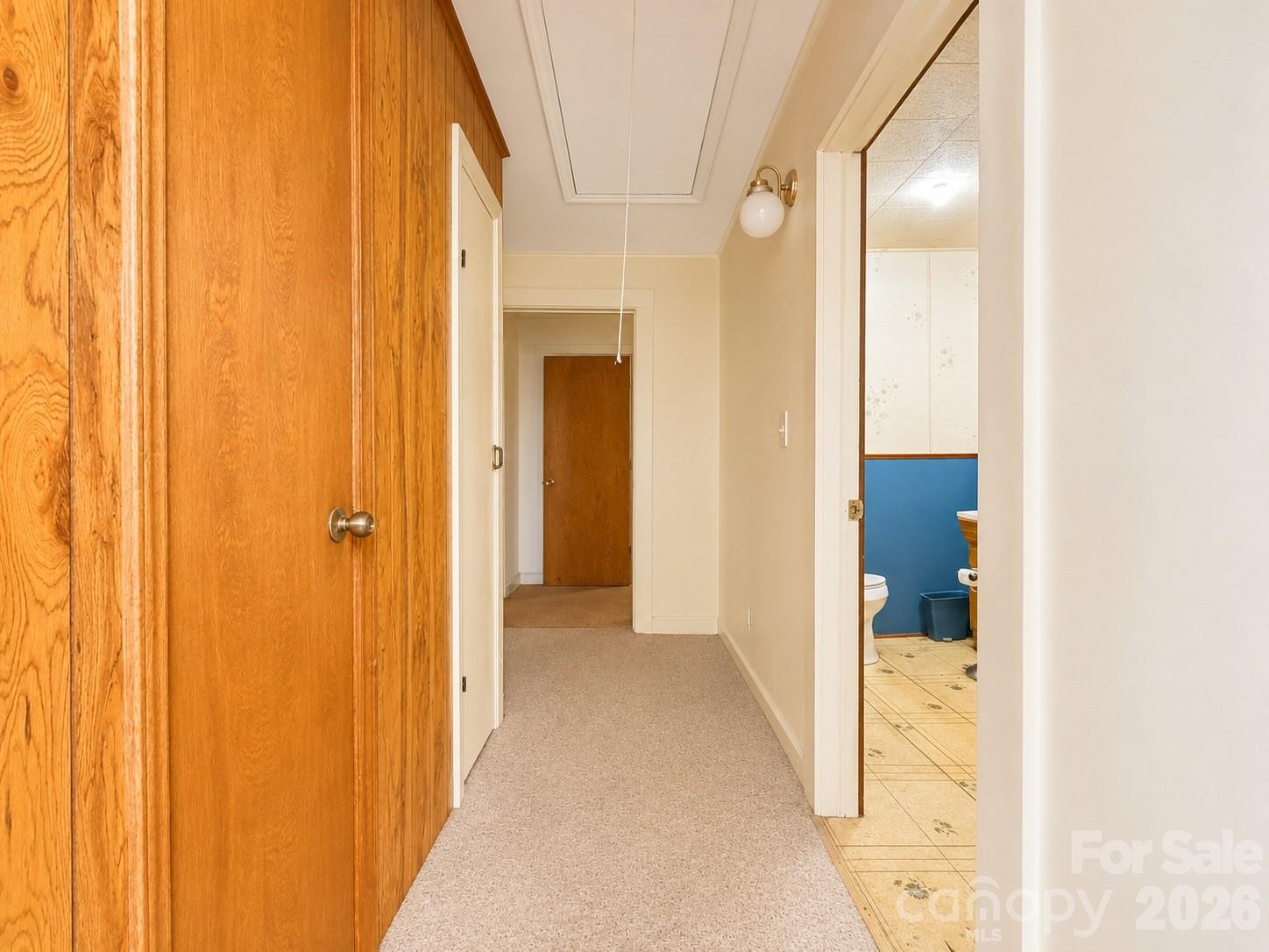 128 E Hilltop Drive — Gastonia