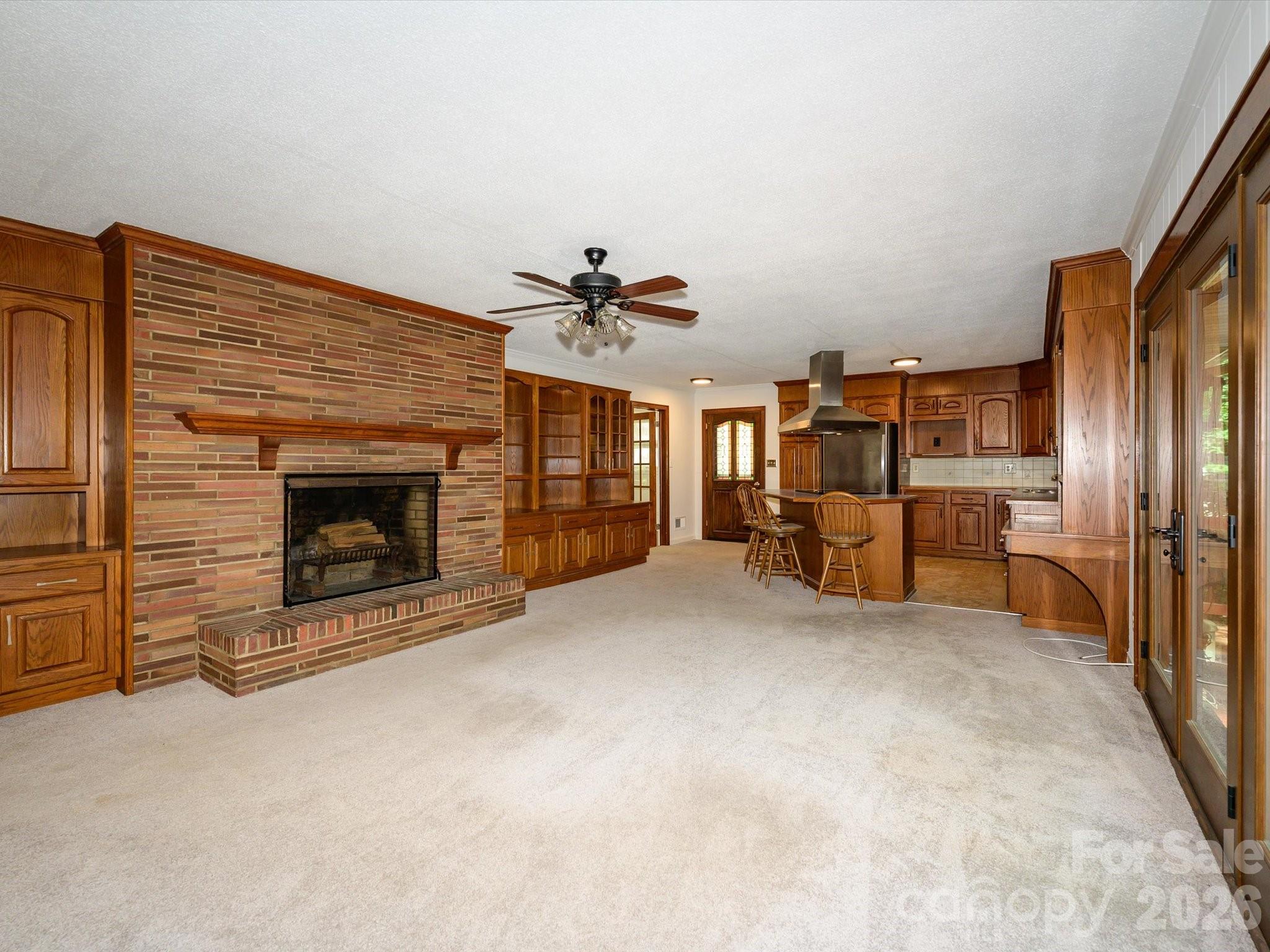 688 Grandview Drive NE — Concord