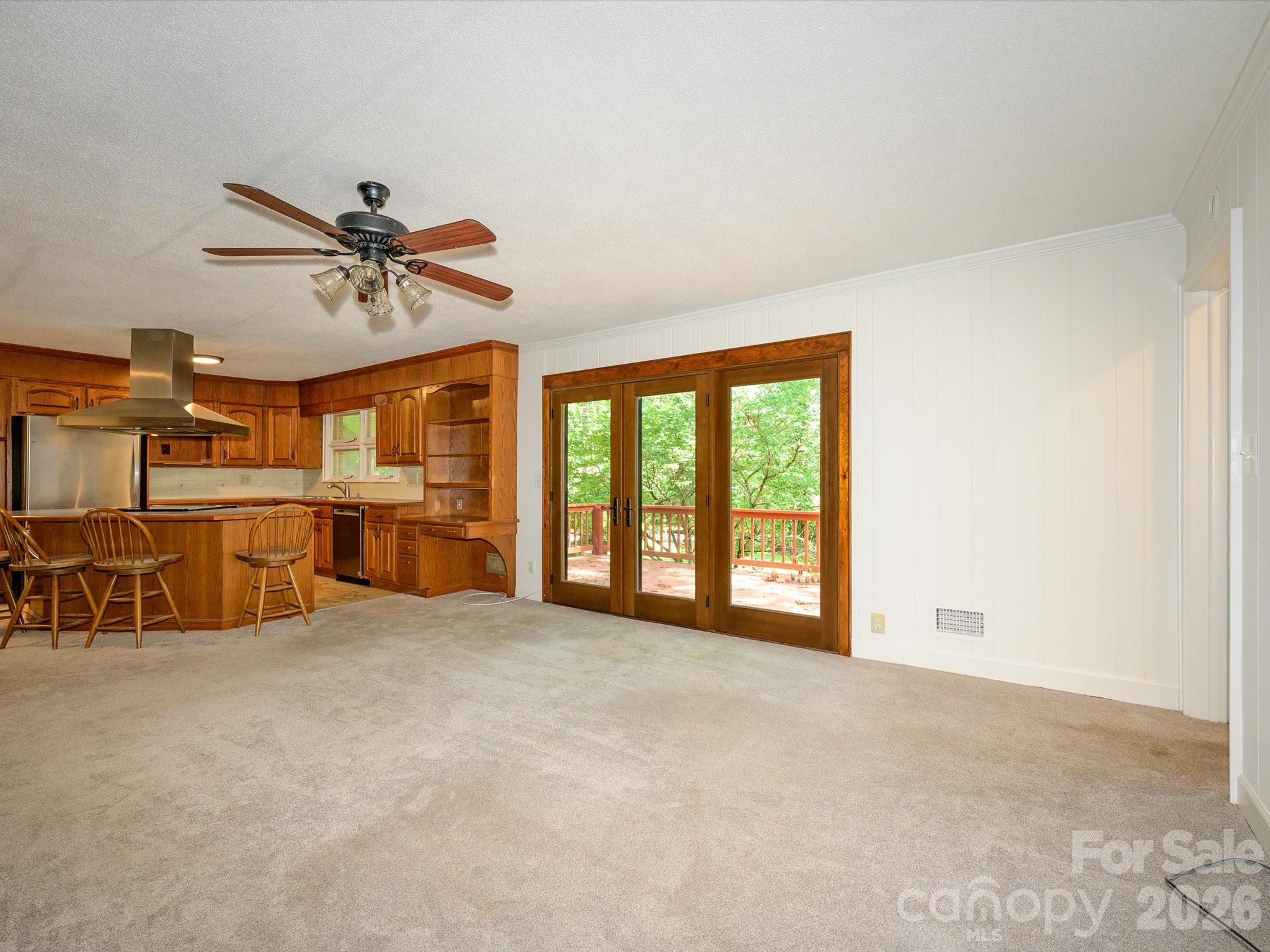 688 Grandview Drive NE — Concord