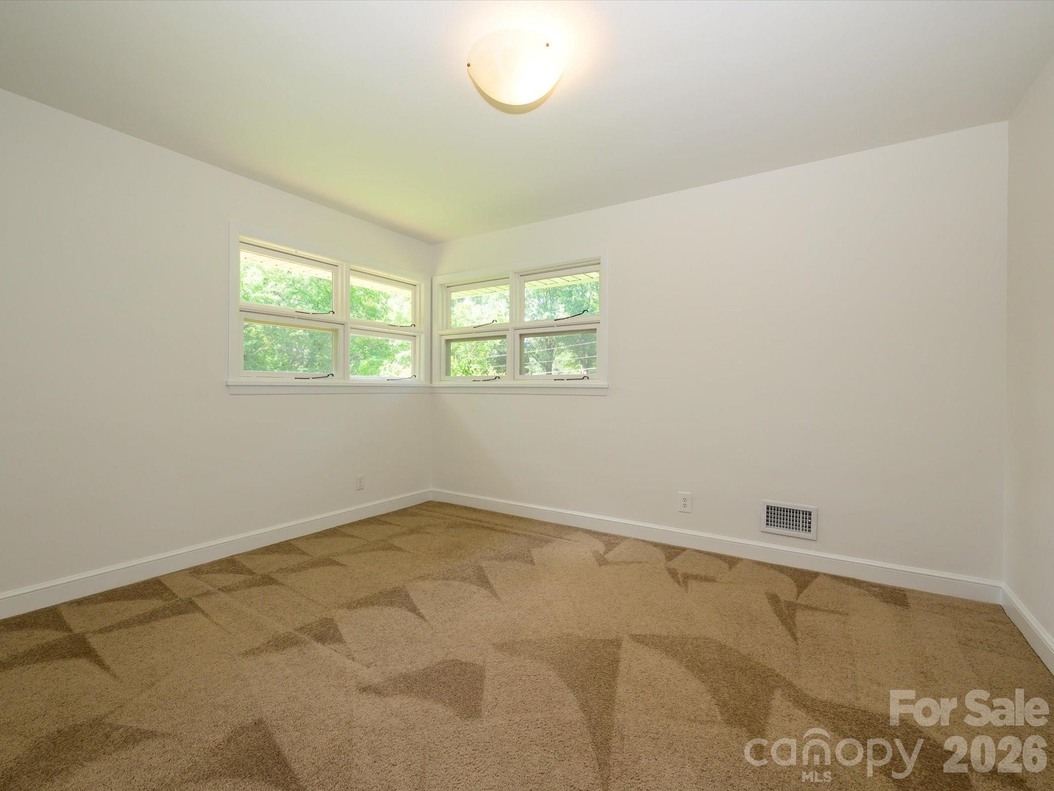 688 Grandview Drive NE — Concord