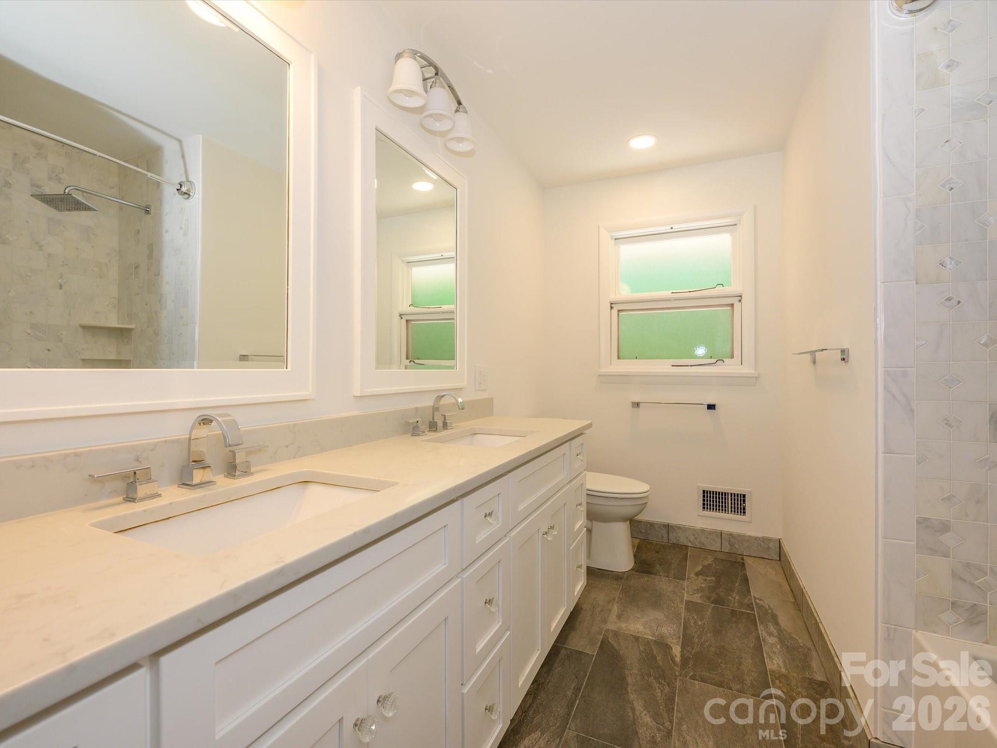 688 Grandview Drive NE — Concord