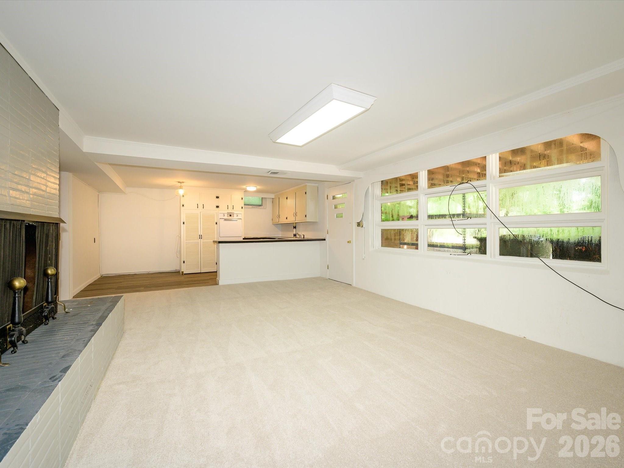 688 Grandview Drive NE — Concord