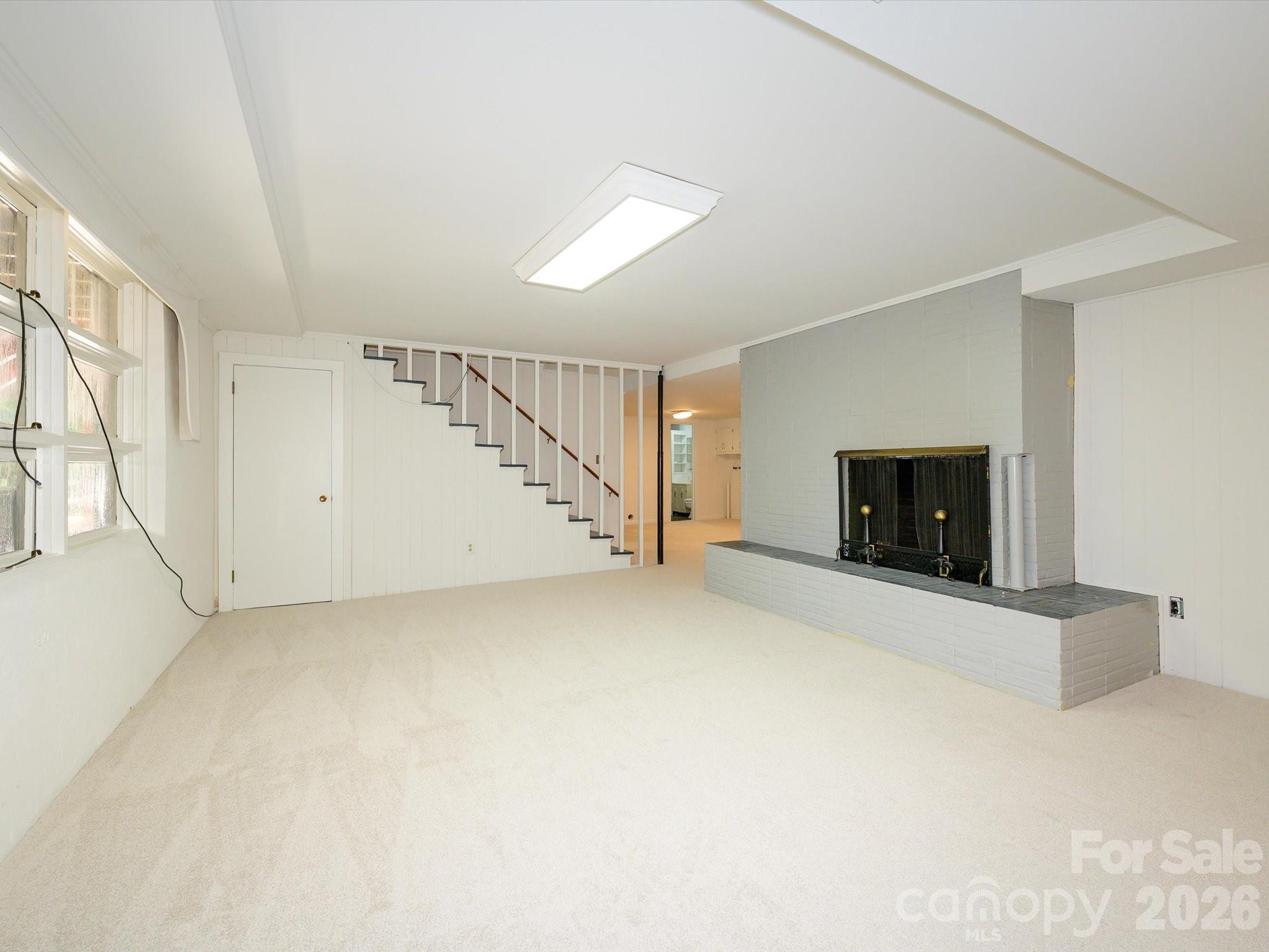 688 Grandview Drive NE — Concord