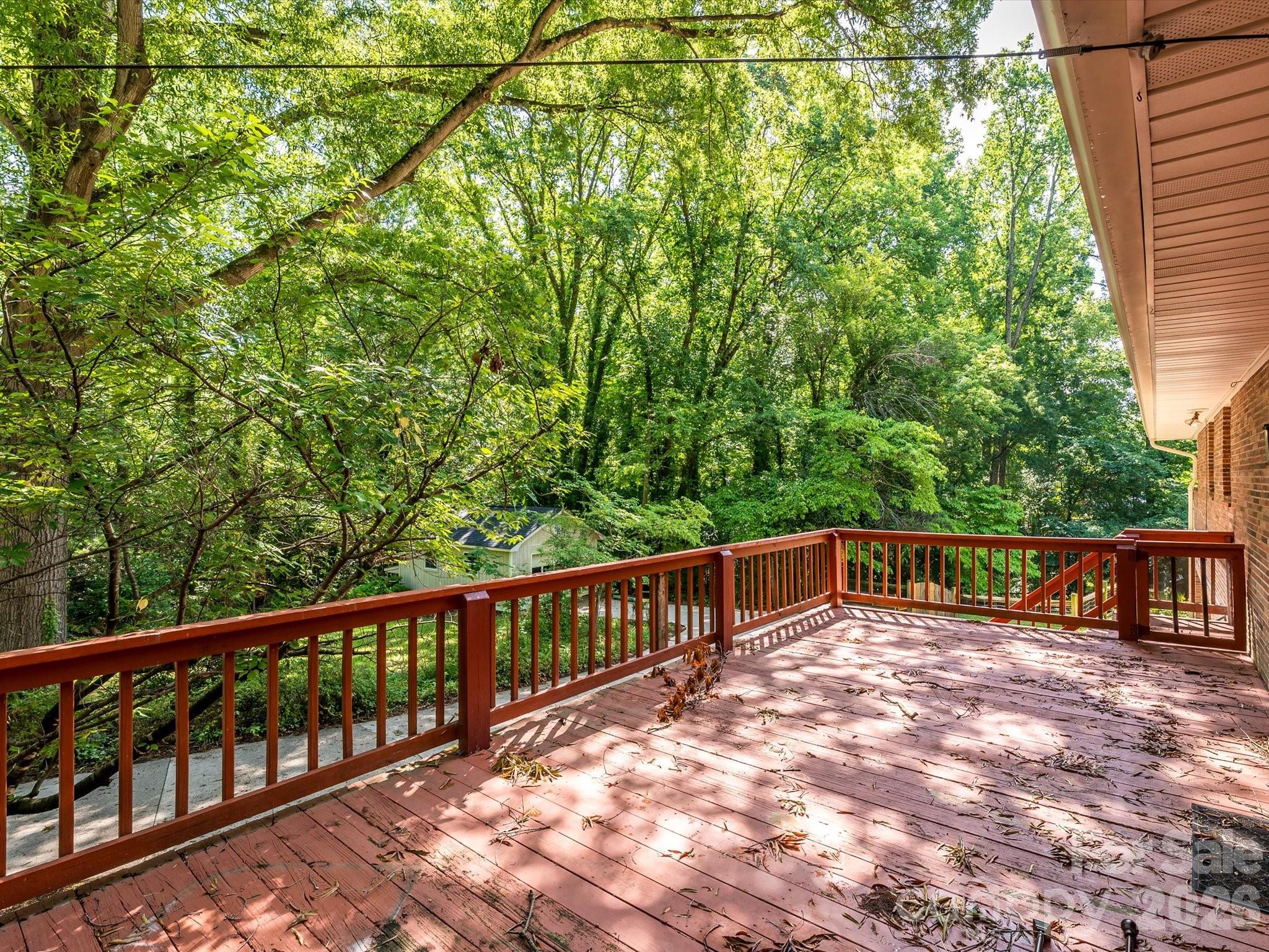 688 Grandview Drive NE — Concord