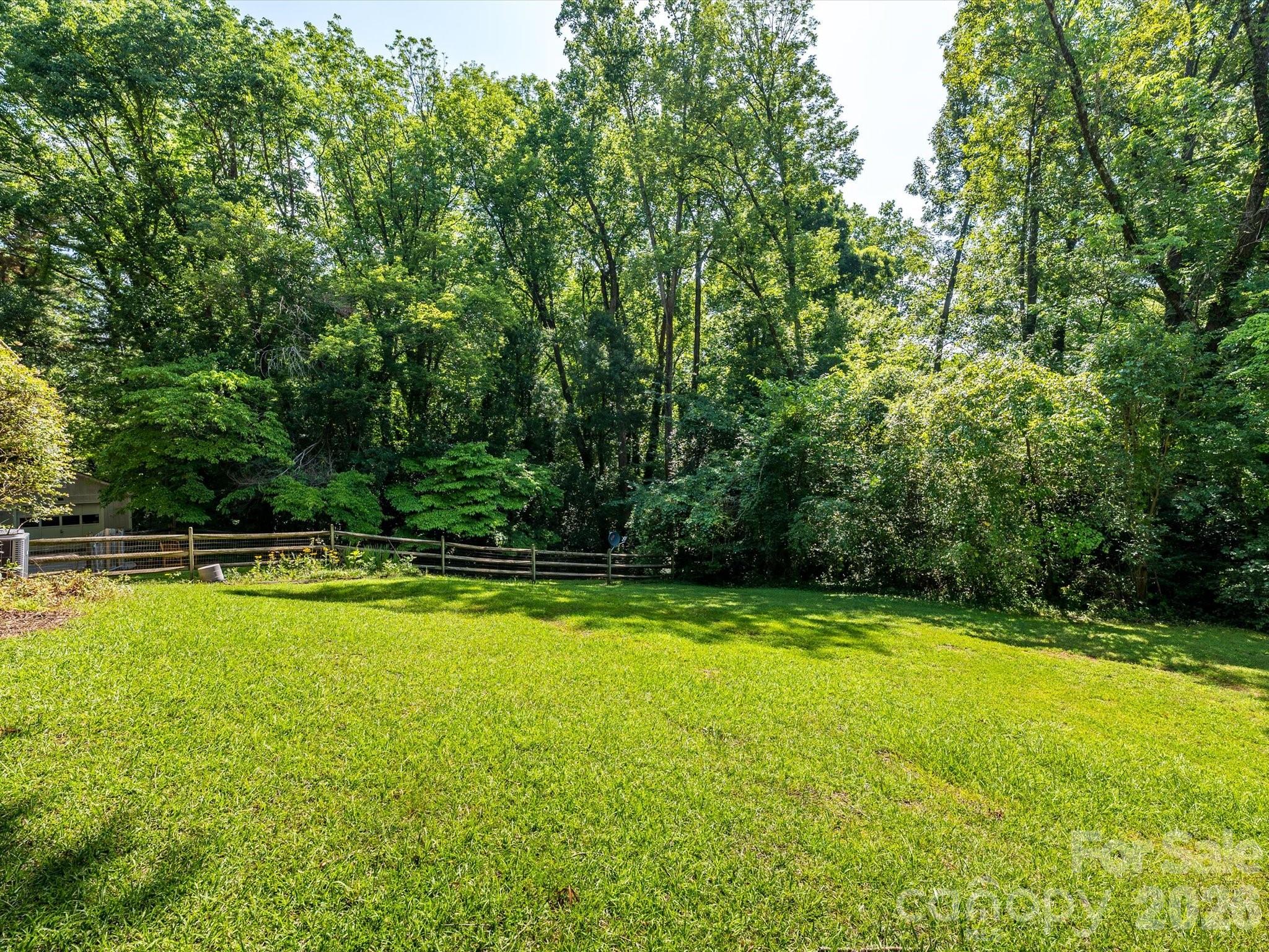 688 Grandview Drive NE — Concord