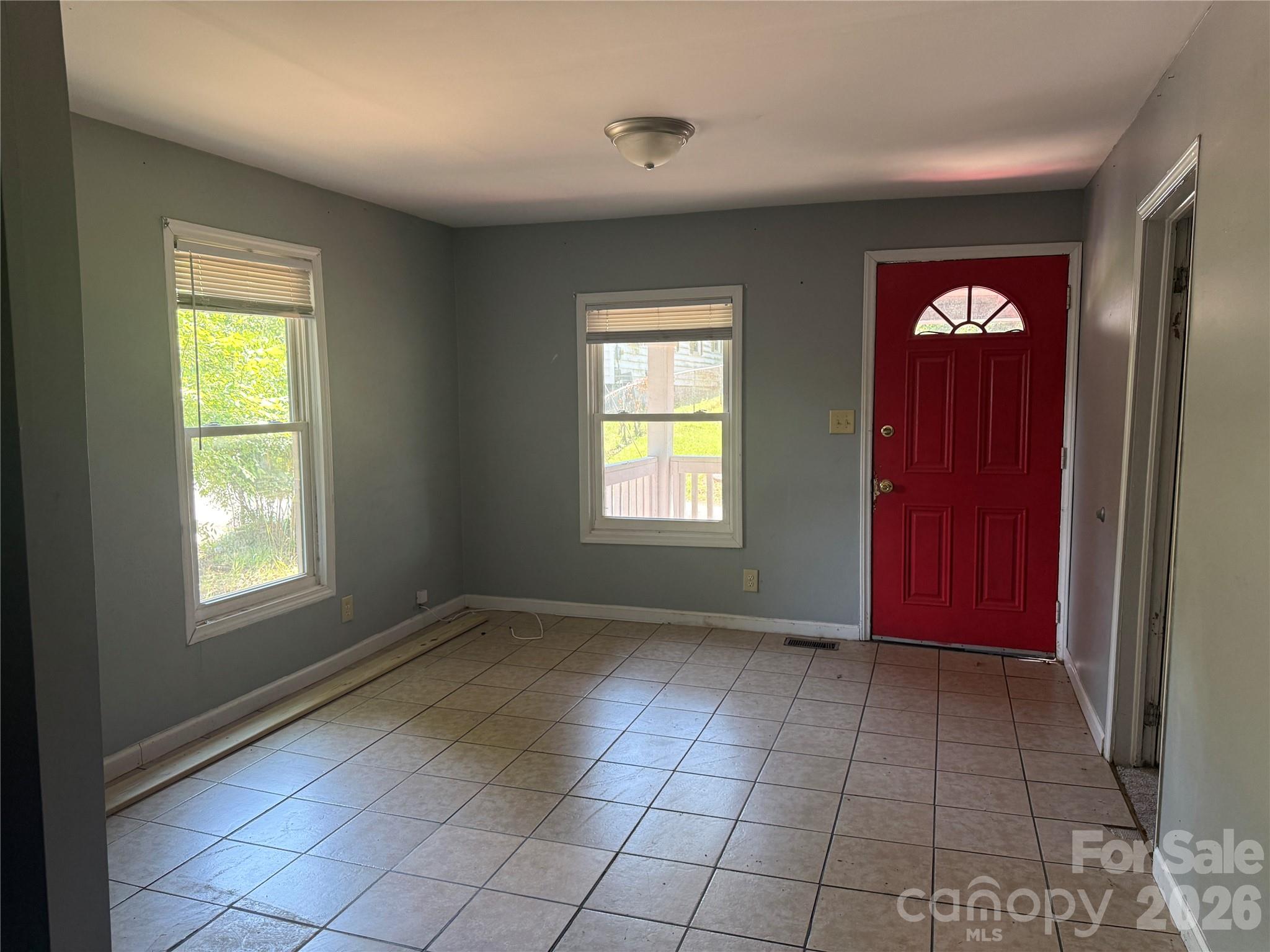 706 N Logan Street — Gastonia